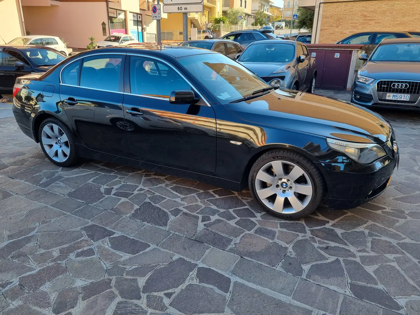 BMW 530 530d Eletta Schwarz - 2
