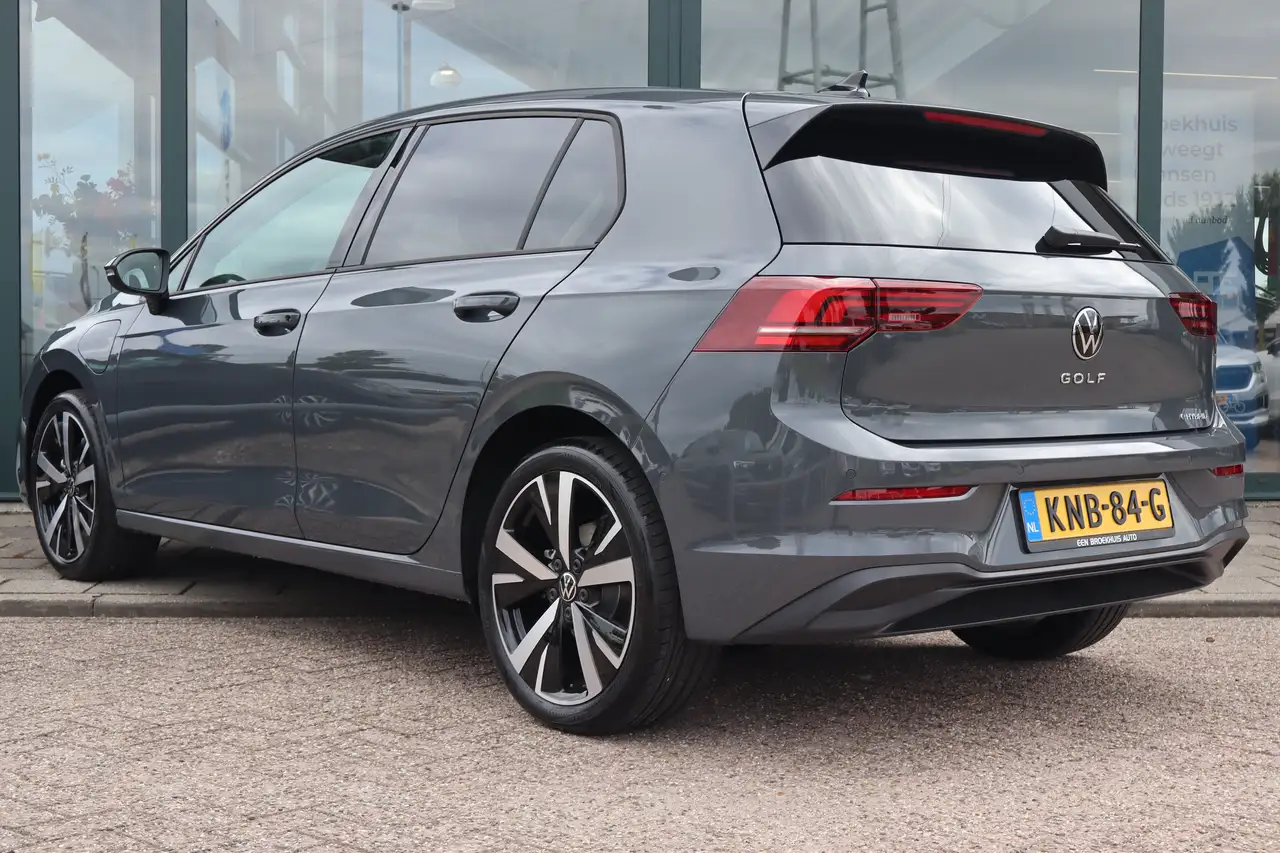 Volkswagen Golf 2026
