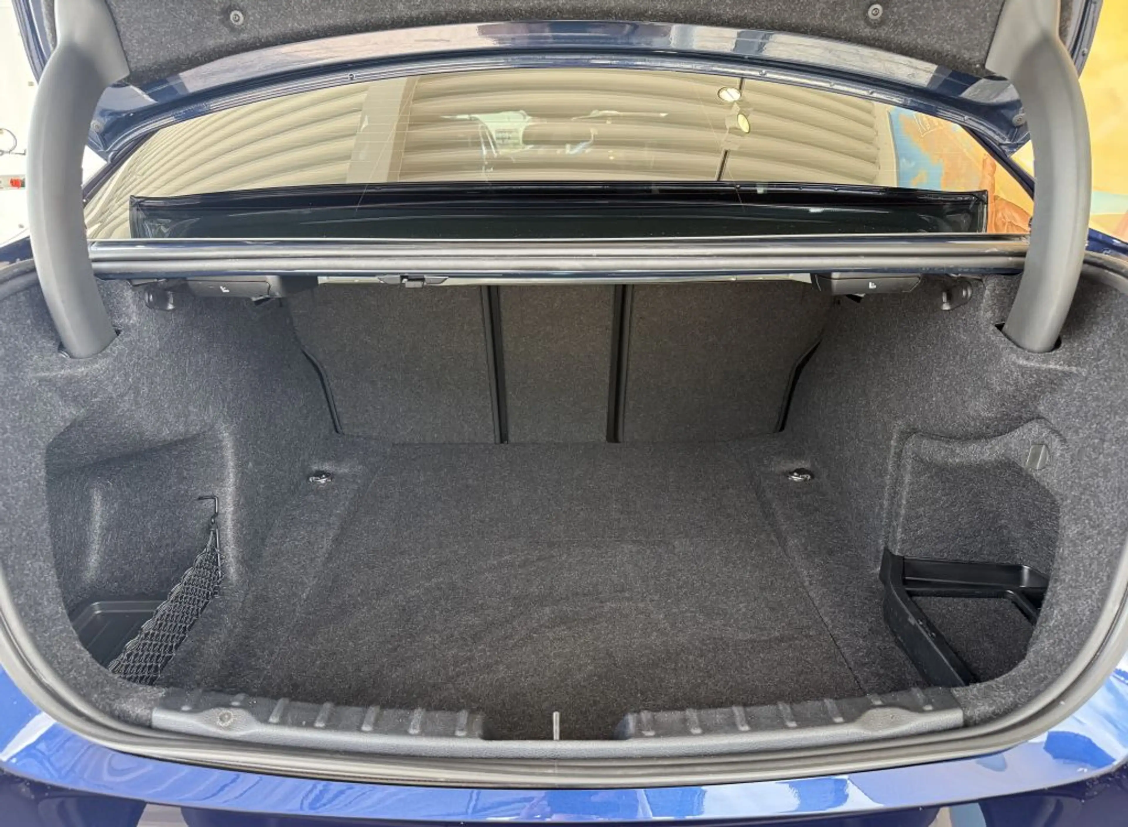 BMW 320 i Advantage Aut.8G LED+NAVI+HIFI+AL+SITZH+ — photo 14
