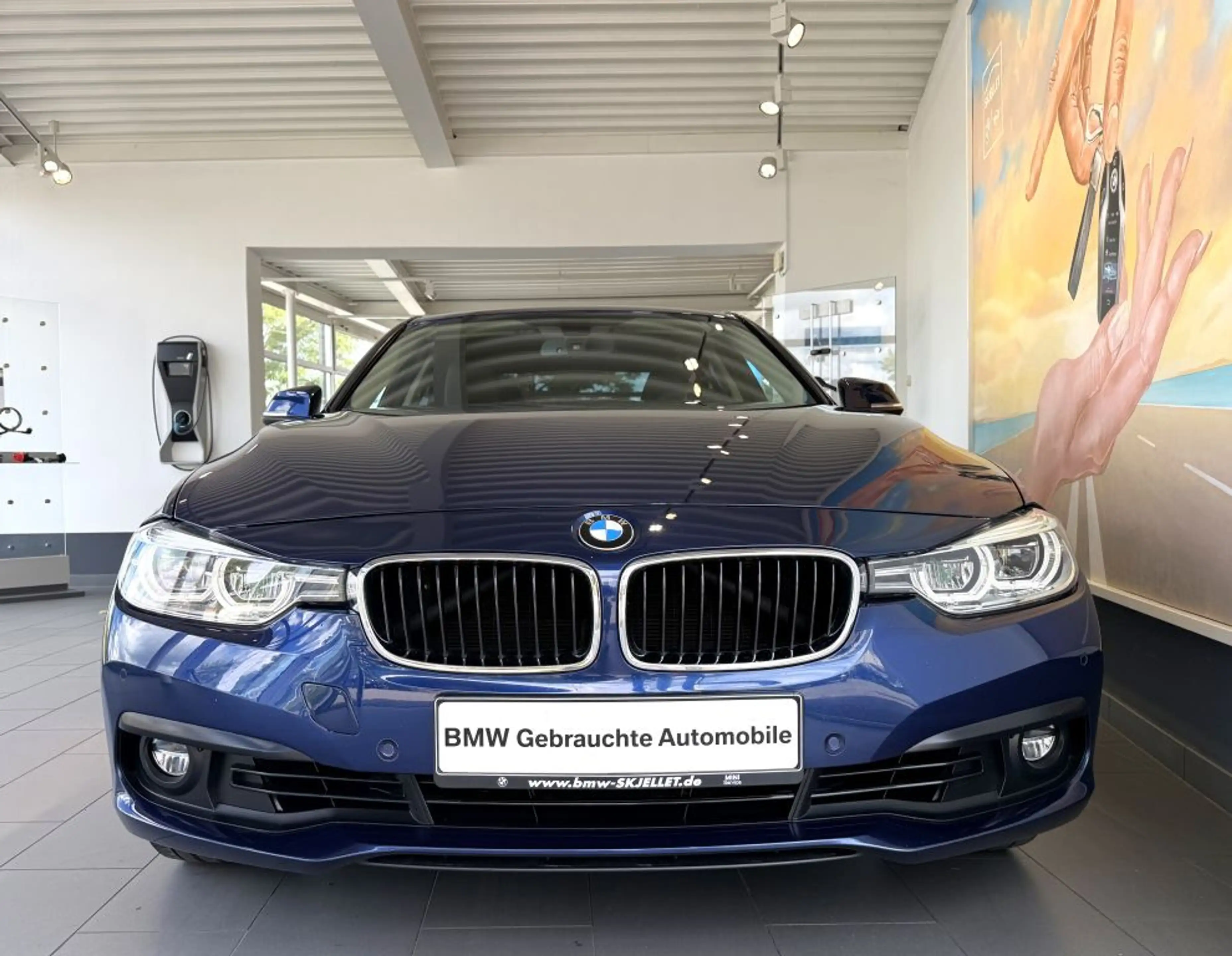 BMW 320 i Advantage Aut.8G LED+NAVI+HIFI+AL+SITZH+ — photo 11