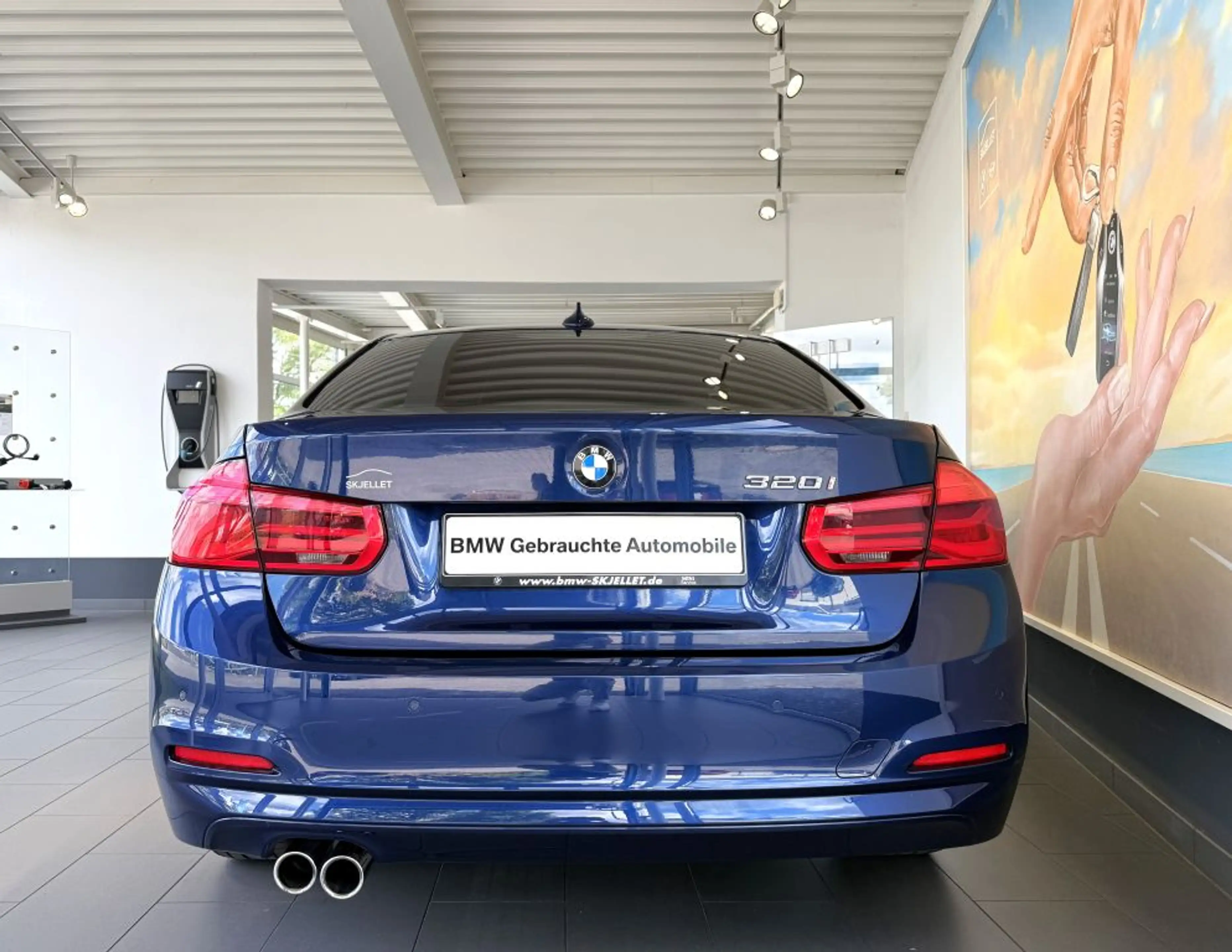 BMW 320 i Advantage Aut.8G LED+NAVI+HIFI+AL+SITZH+ — photo 13