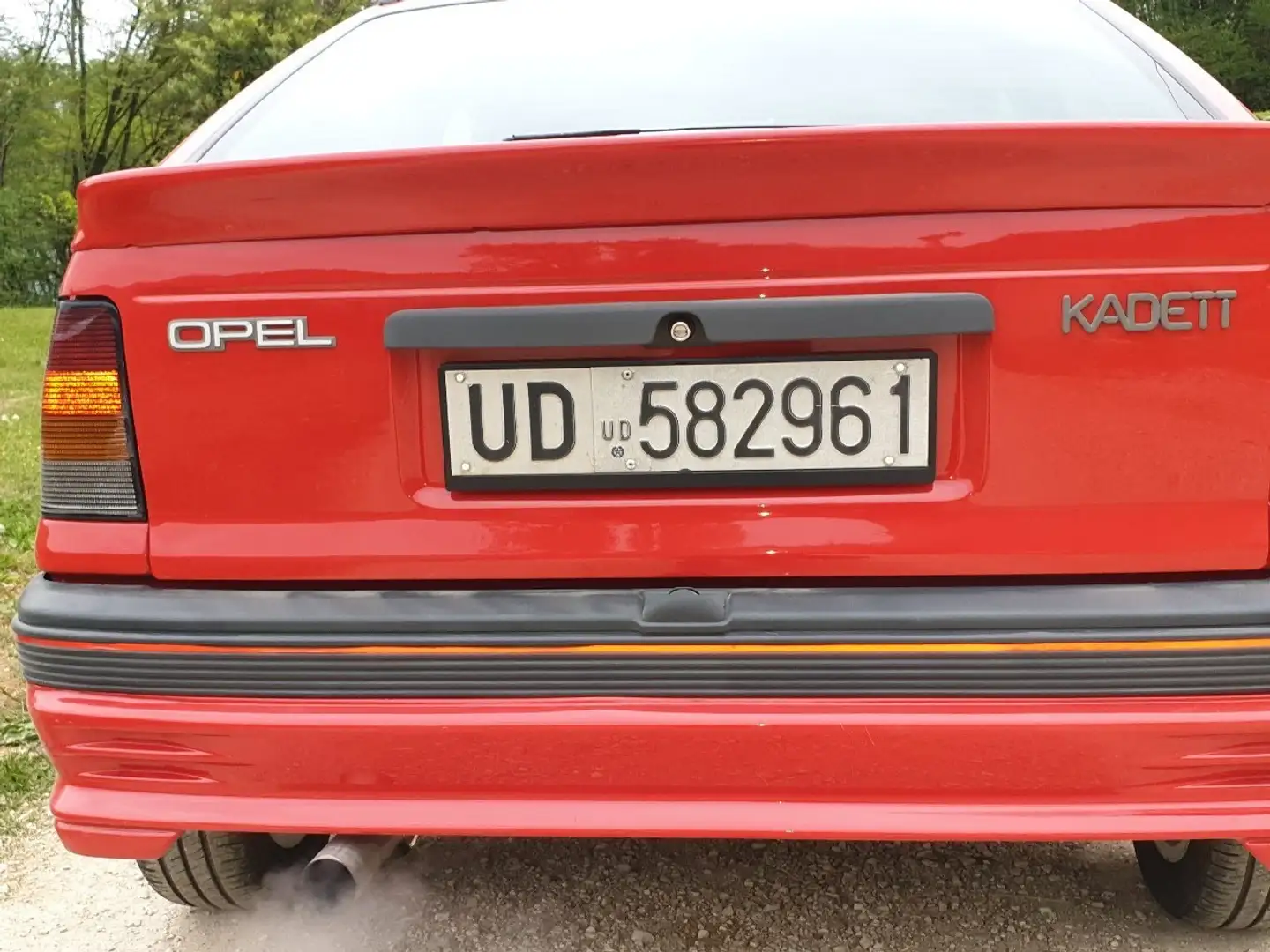 Opel Kadett 3p 1.3 GT Czerwony - 2