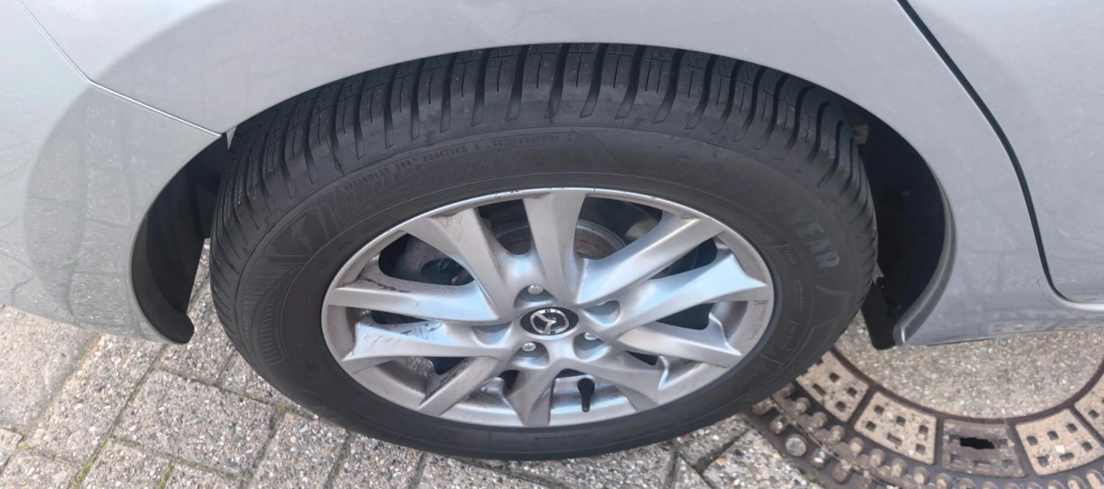 Mazda 3 Lim. Exclusive-Line Navi/LED/Head Up — photo 14