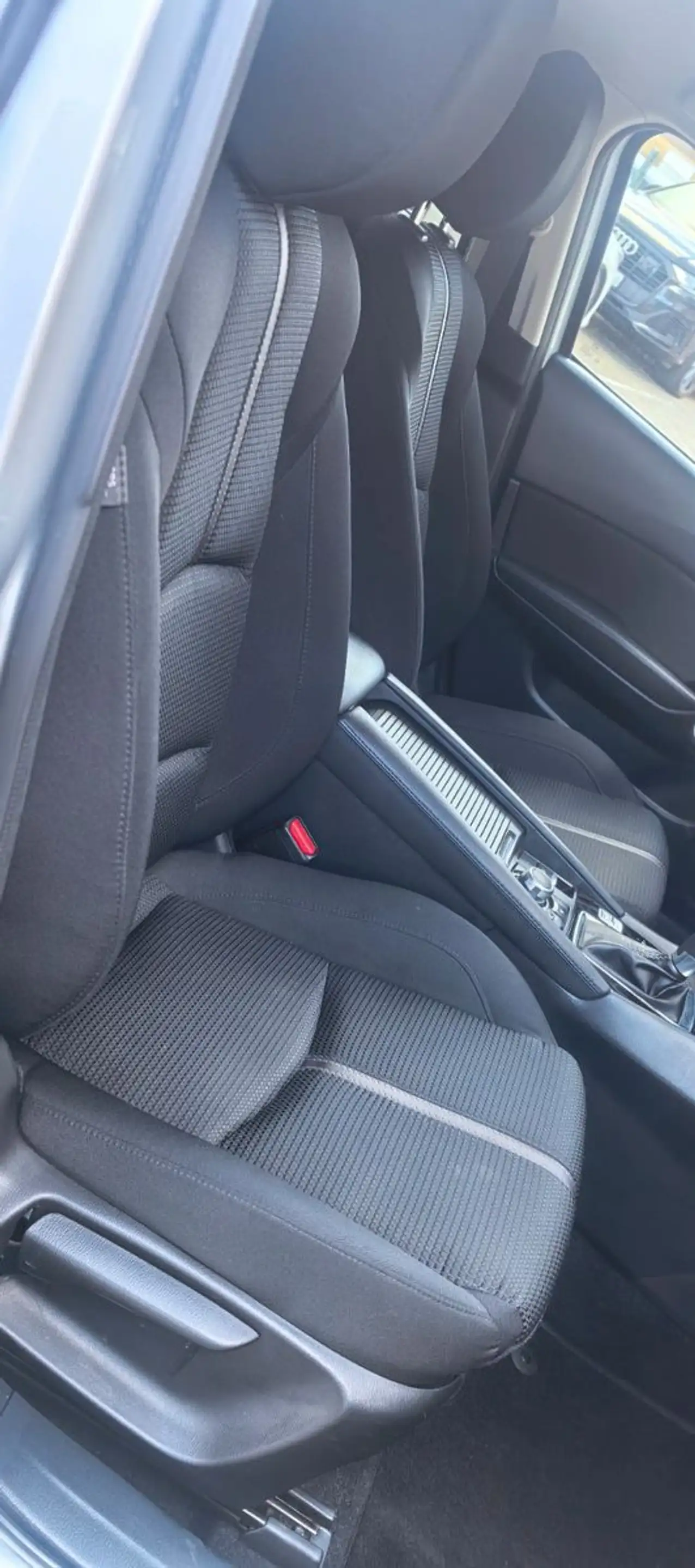 Mazda 3 Lim. Exclusive-Line Navi/LED/Head Up — photo 10
