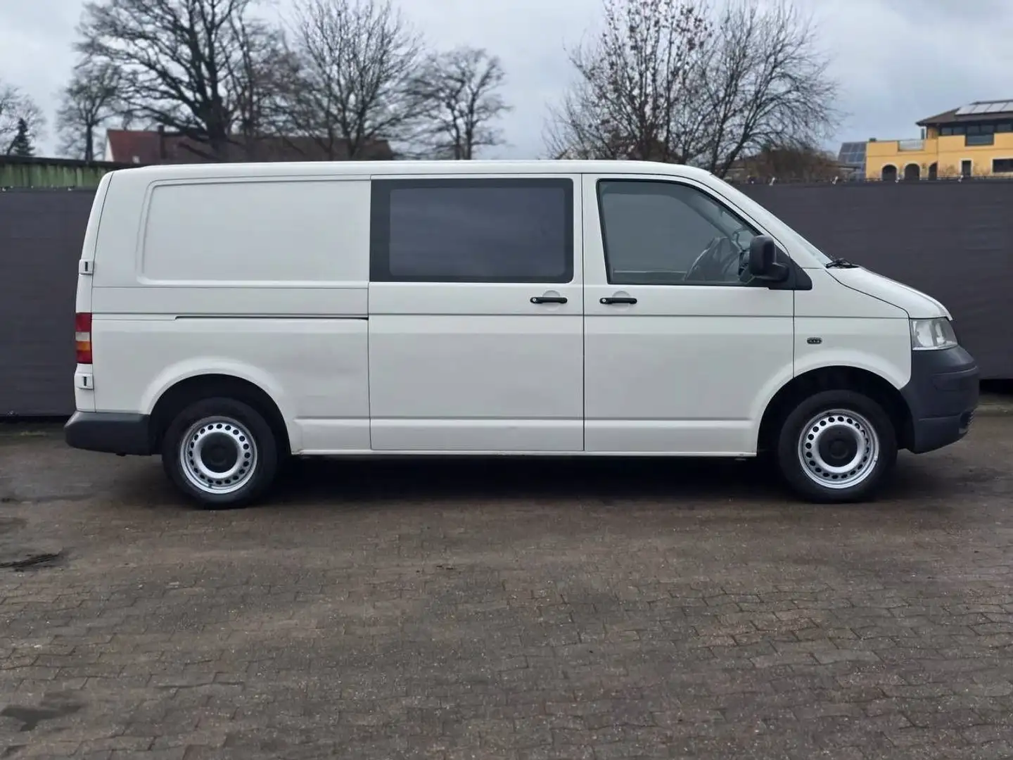 Volkswagen T5 Transporter Kasten-Kombi Kombi lang Weiß - 1