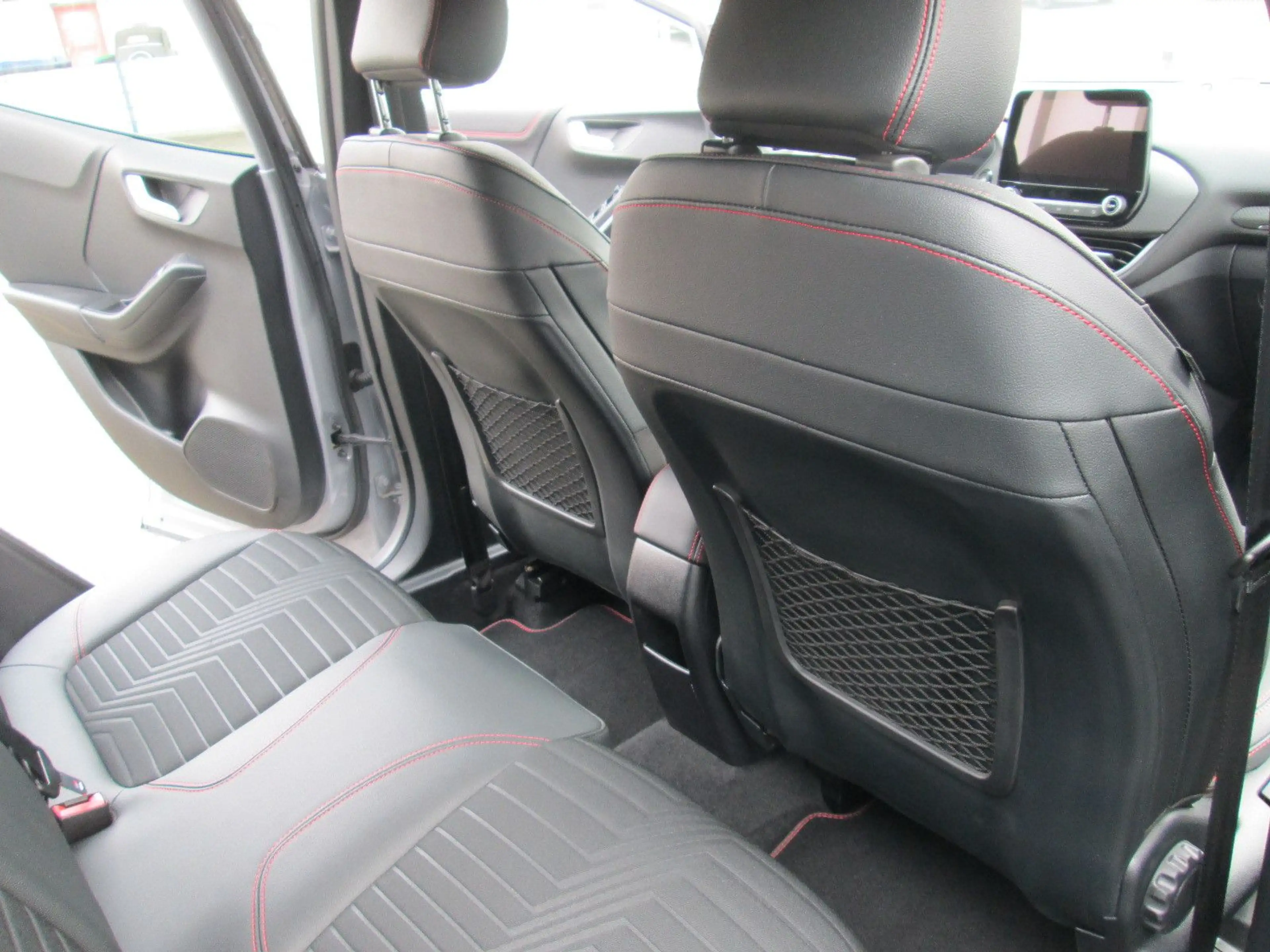 Ford Puma ST-Line X — photo 11