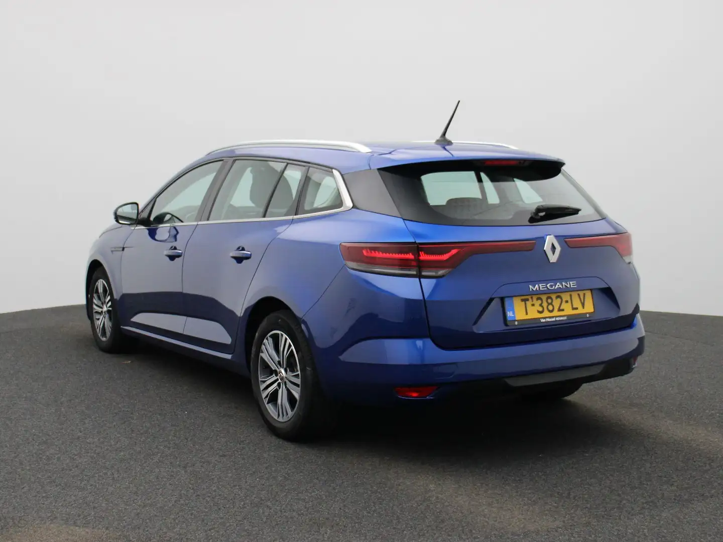 Renault Megane Estate 1.3 TCe 140Pk Equilibre | Navigatie | Apple Blauw - 2