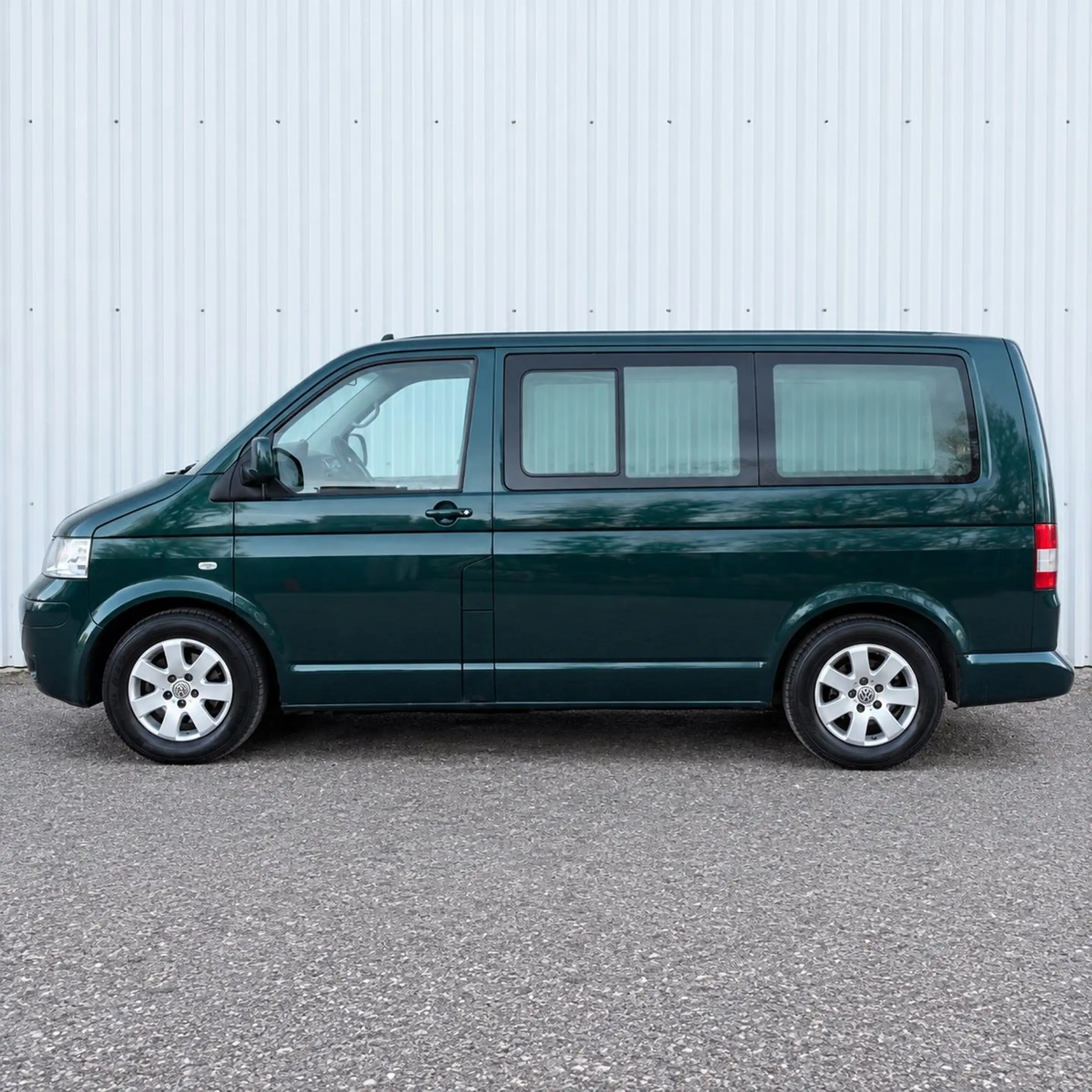 Volkswagen T5 Multivan 7 Sitzer AHK Doppelklima — photo 3