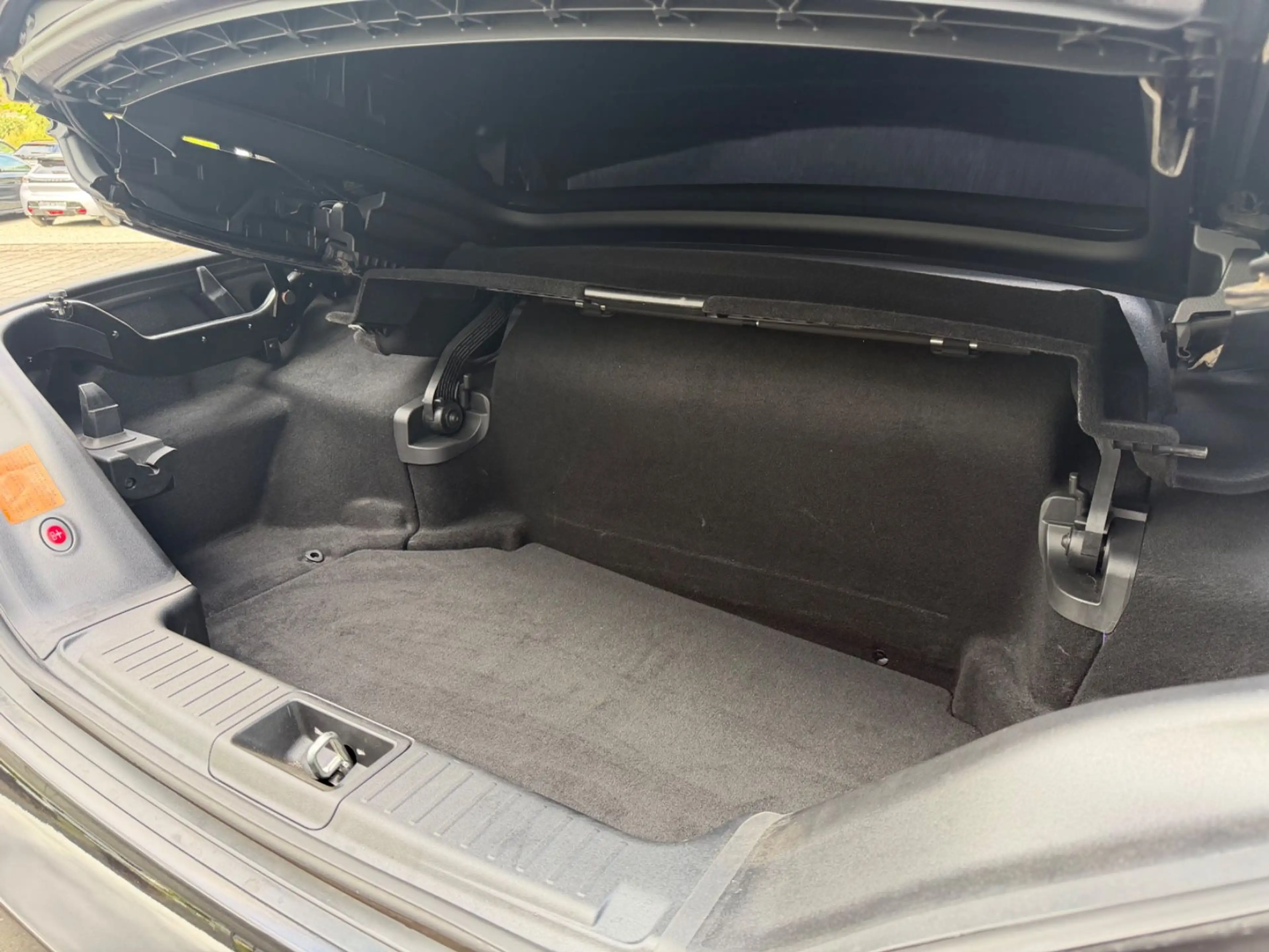 Mercedes-Benz SL 350 AMG SPORTPAKET — photo 8