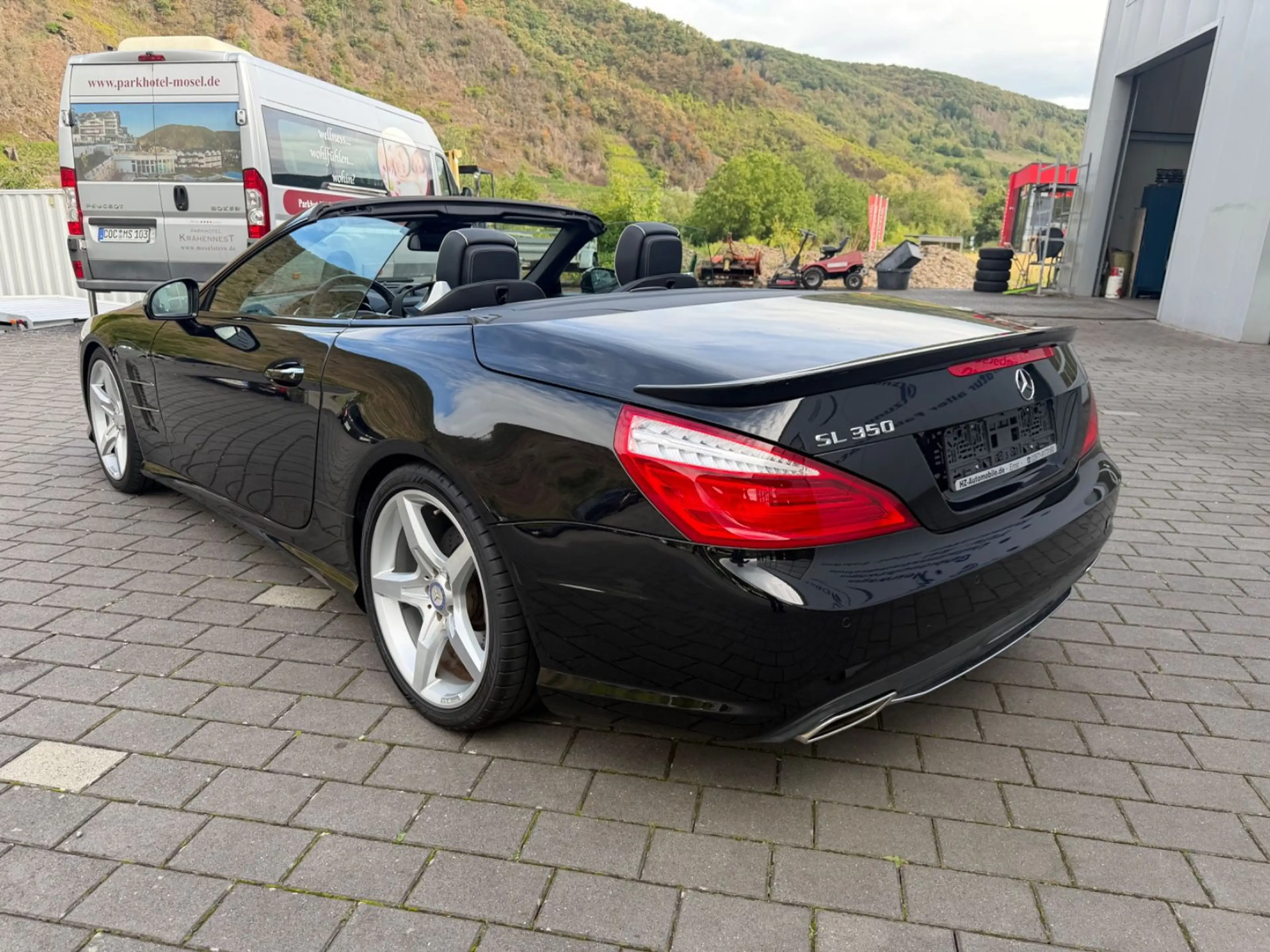 Mercedes-Benz SL 350 AMG SPORTPAKET — photo 3