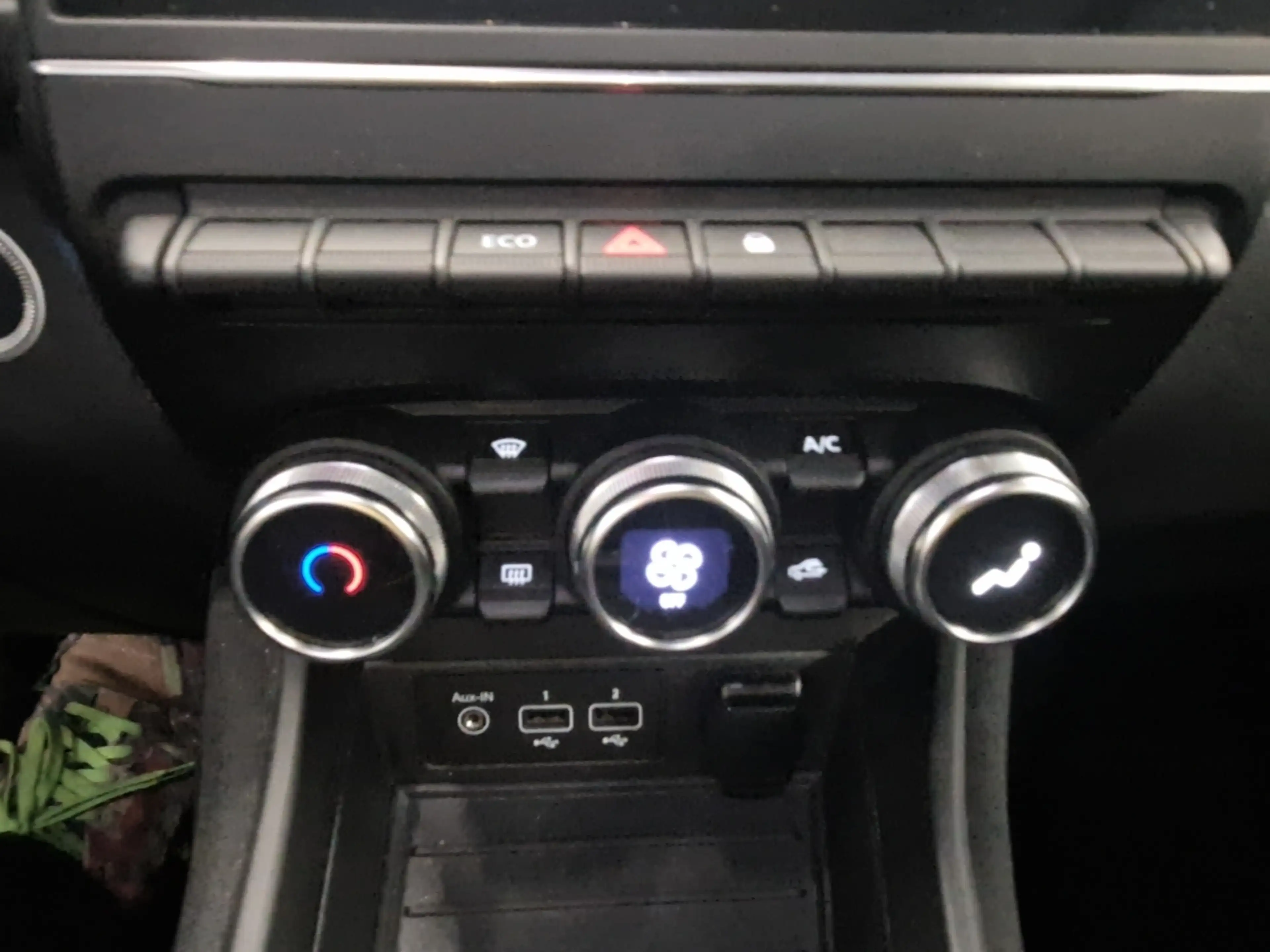 Renault ZOE Z.E.50 LIFE Klima Easy Link LED Tempomat — photo 15