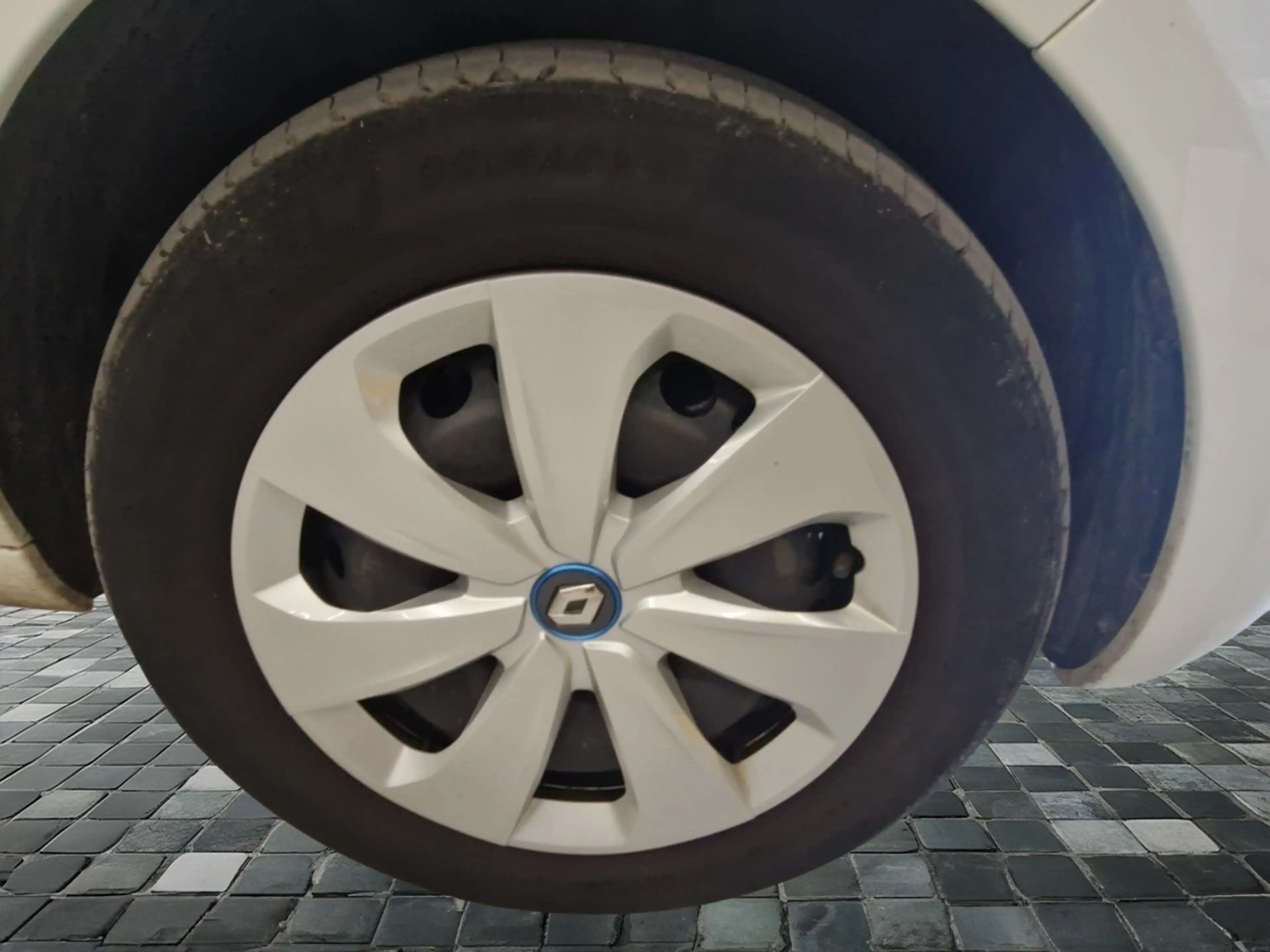 Renault ZOE Z.E.50 LIFE Klima Easy Link LED Tempomat — photo 6
