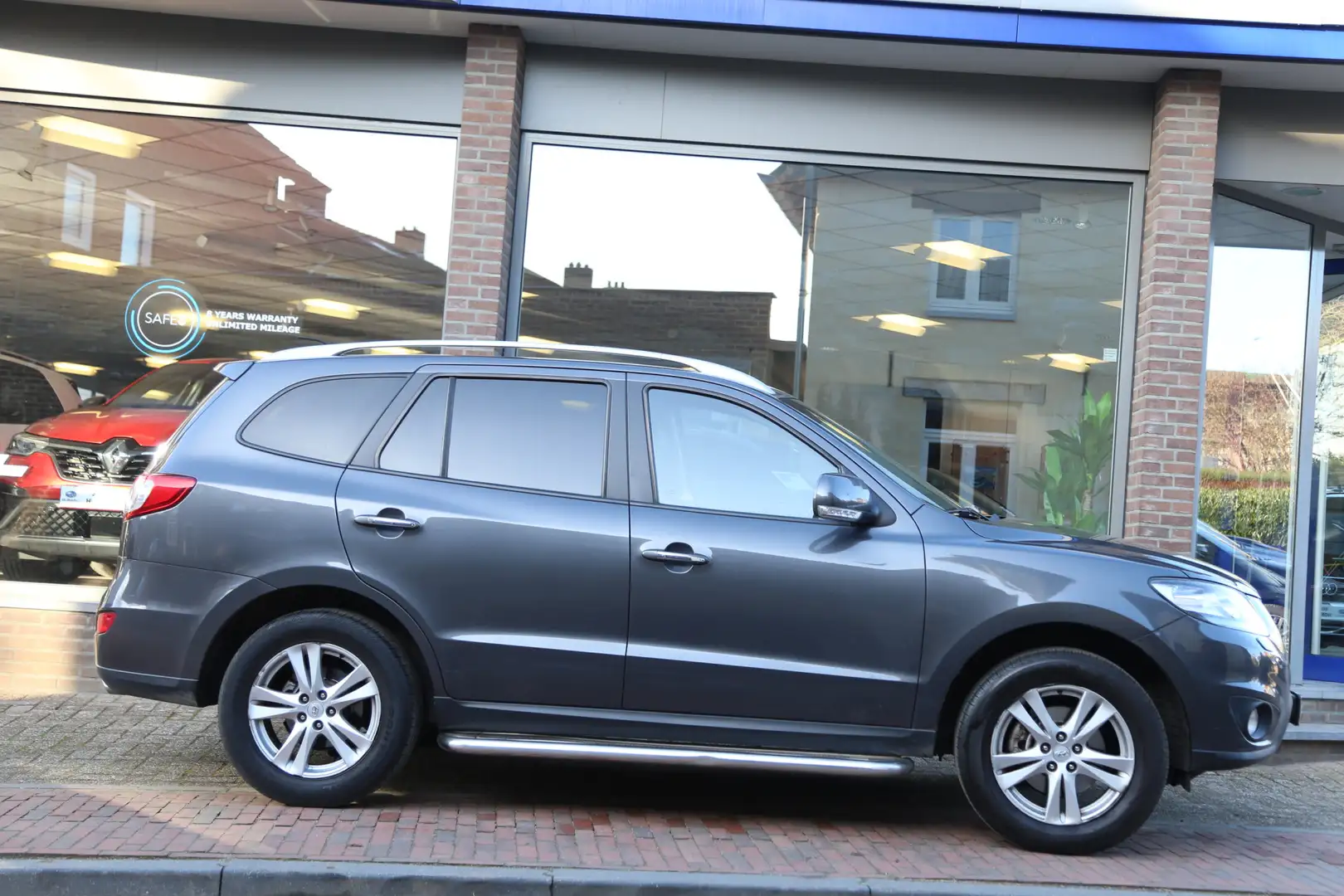 Hyundai SANTA FE 2.4i CVVT Style Leer Gris - 2