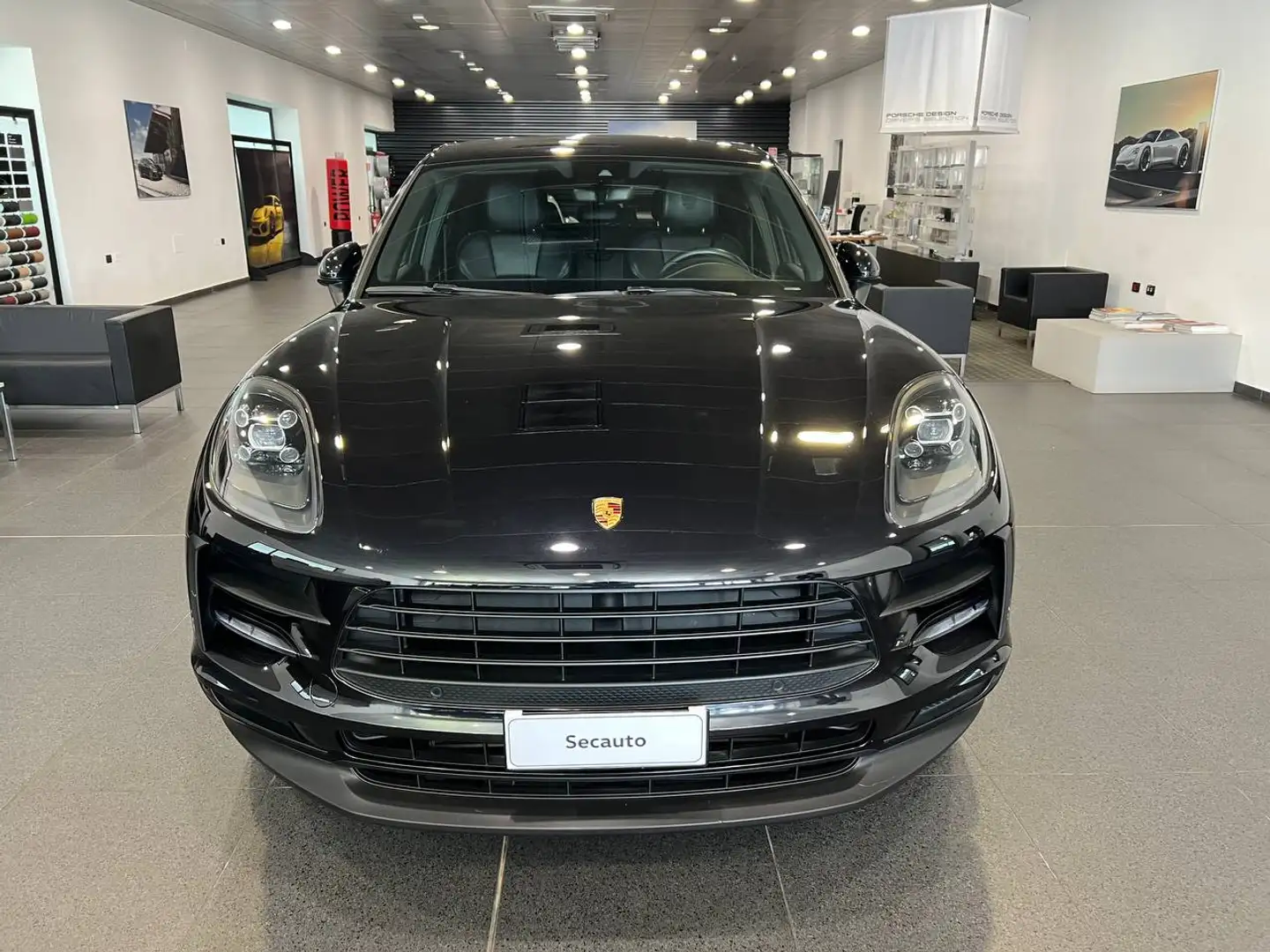 Porsche Macan 2.0 Nero - 1