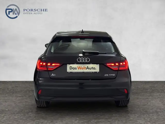 Audi A1 view 5