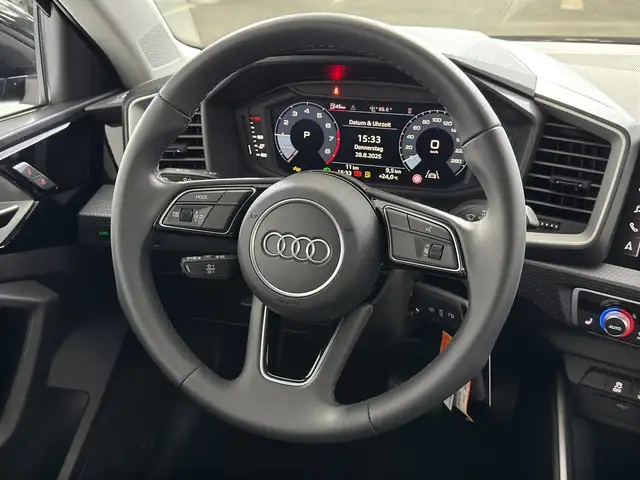 Audi A1 view 8