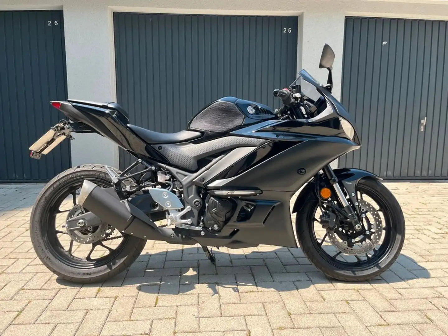 Yamaha YZF-R3 Black - 1