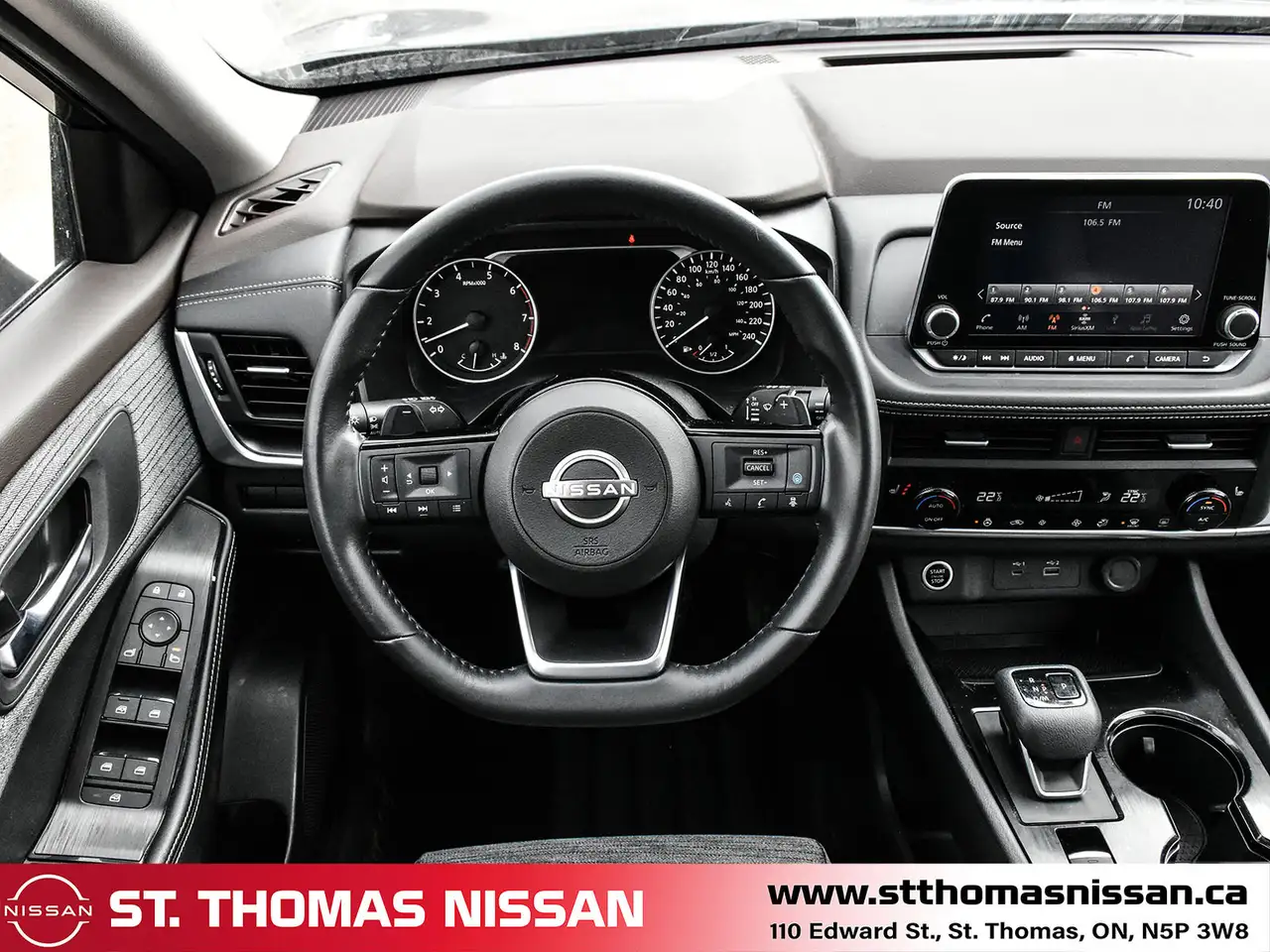 Nissan Rogue снимка Nissan Rogue