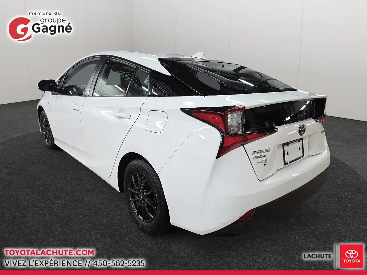Toyota Prius снимка Toyota Prius