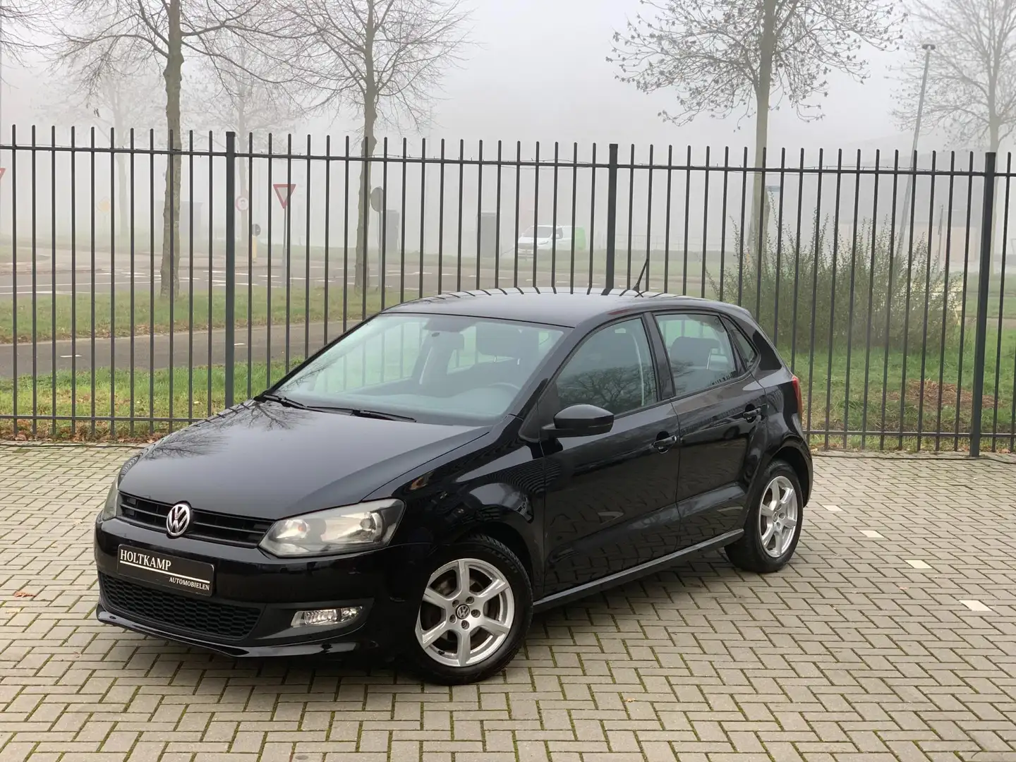 Volkswagen Polo 1.4 | AIRCO | 5 DEURS | ELEKTRISCHE RAMEN Zwart - 1