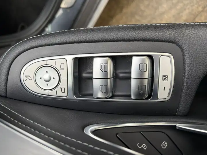 Mercedes-Benz Clase C 2015, foto 10