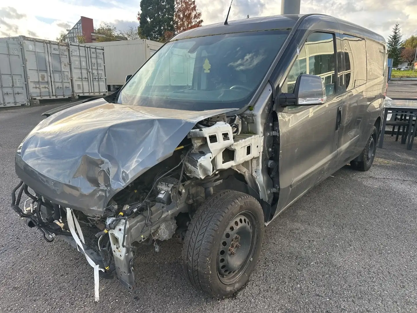 Fiat Doblo SX Maxi Kasten Grau - 1