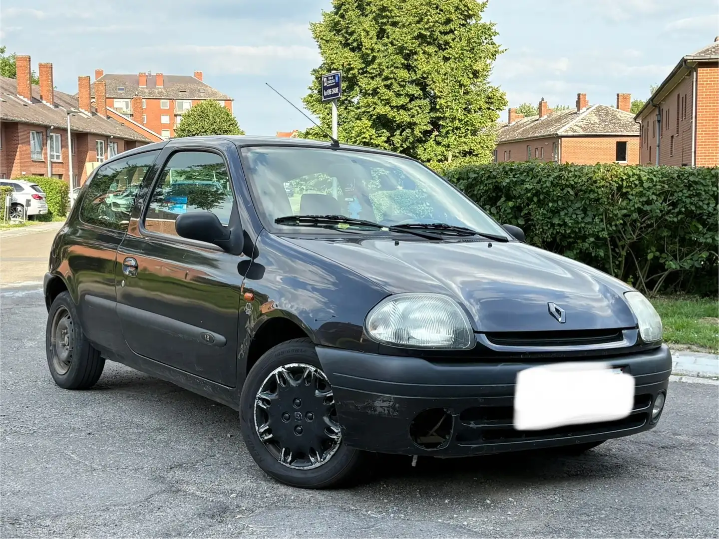 Renault Clio 1.2i RN - 2
