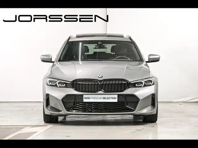 BMW 3 Series view 2