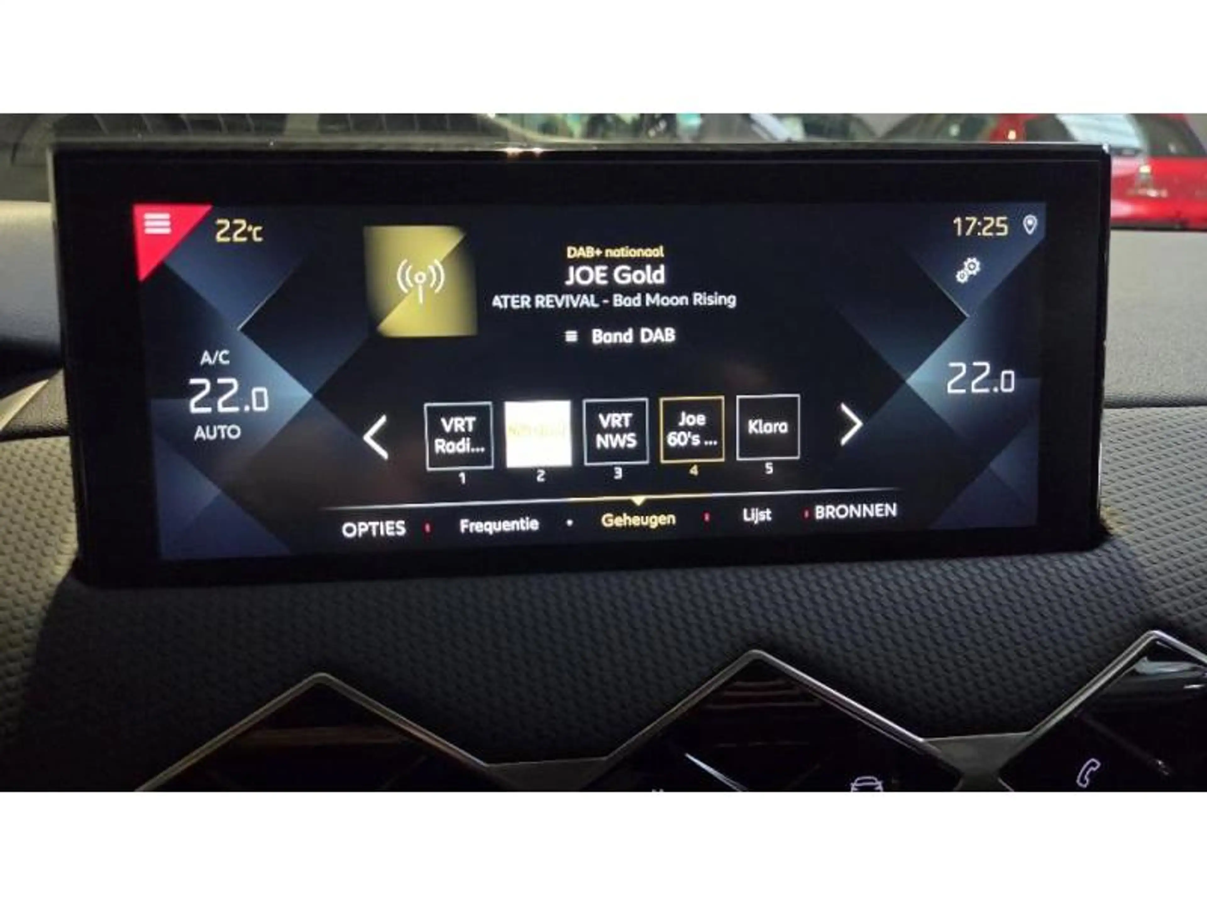 DS Automobiles DS 3 DS3 Toits de Paris — photo 12