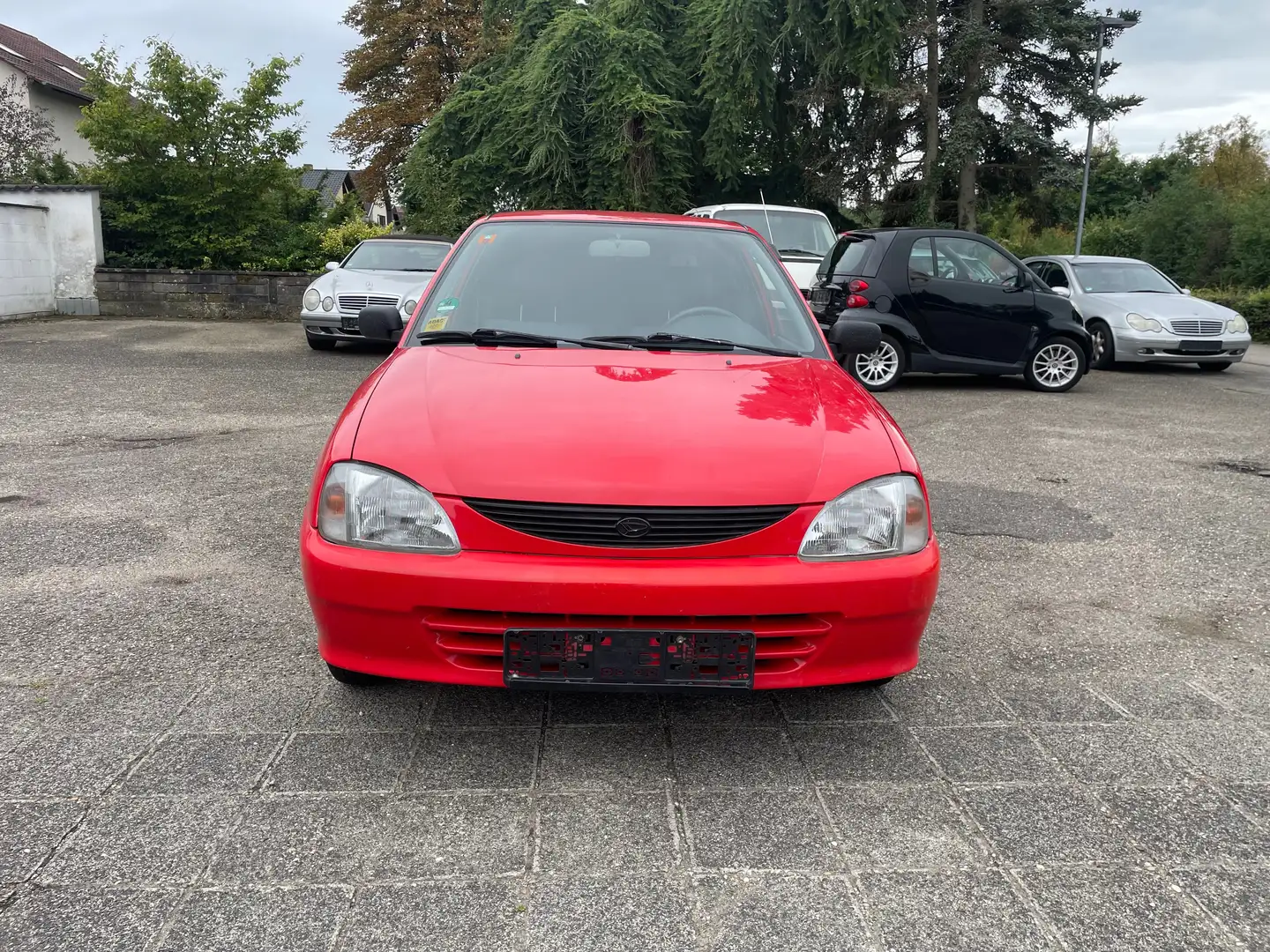 Daihatsu Charade TÜV BIS 10/2026, 8xbereift Rot - 2