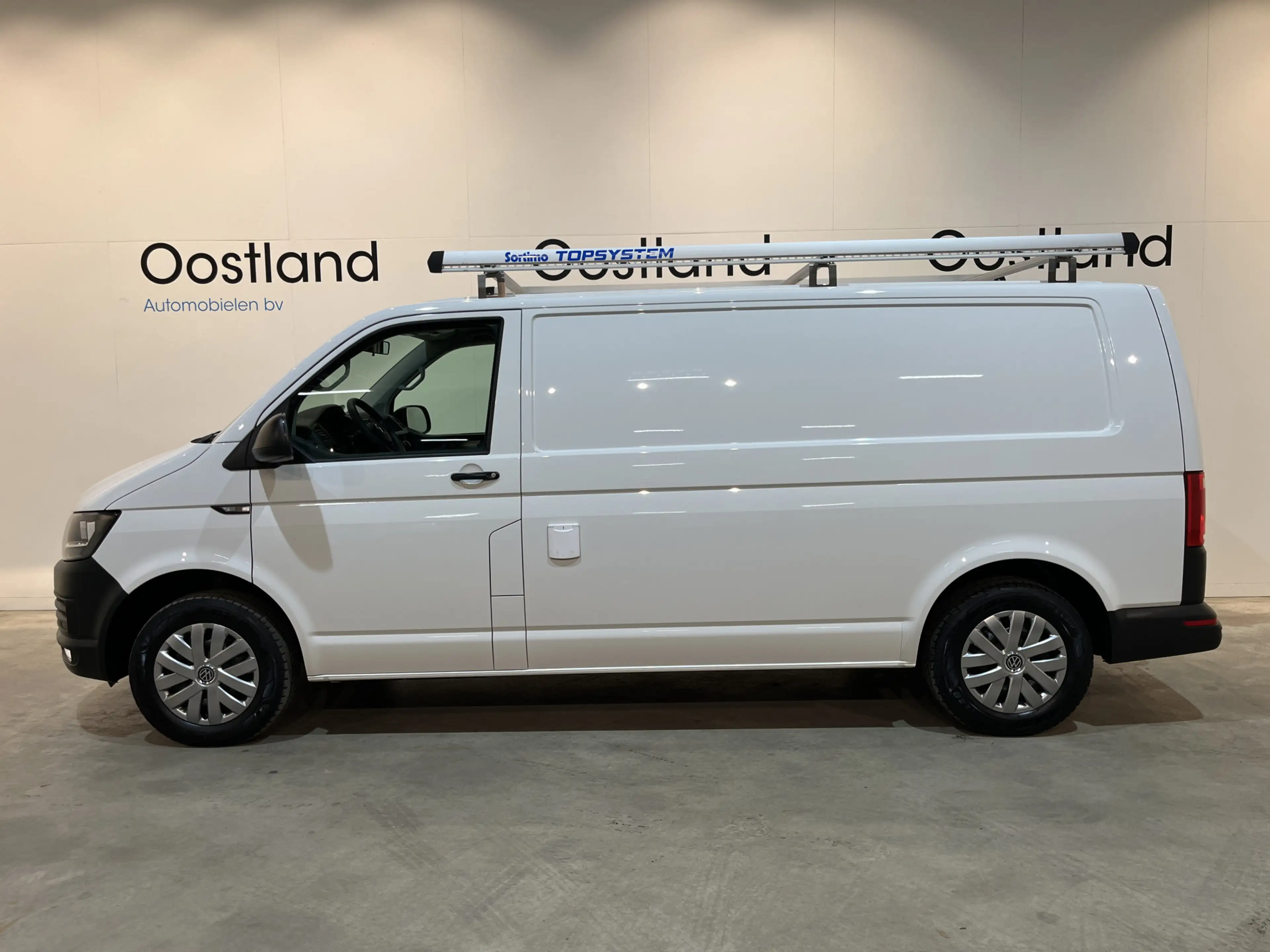 Volkswagen T6.1 Transporter 2.0 TDI L2H1 30 4Motion 150 PK / Servicebus / Sort — photo 5