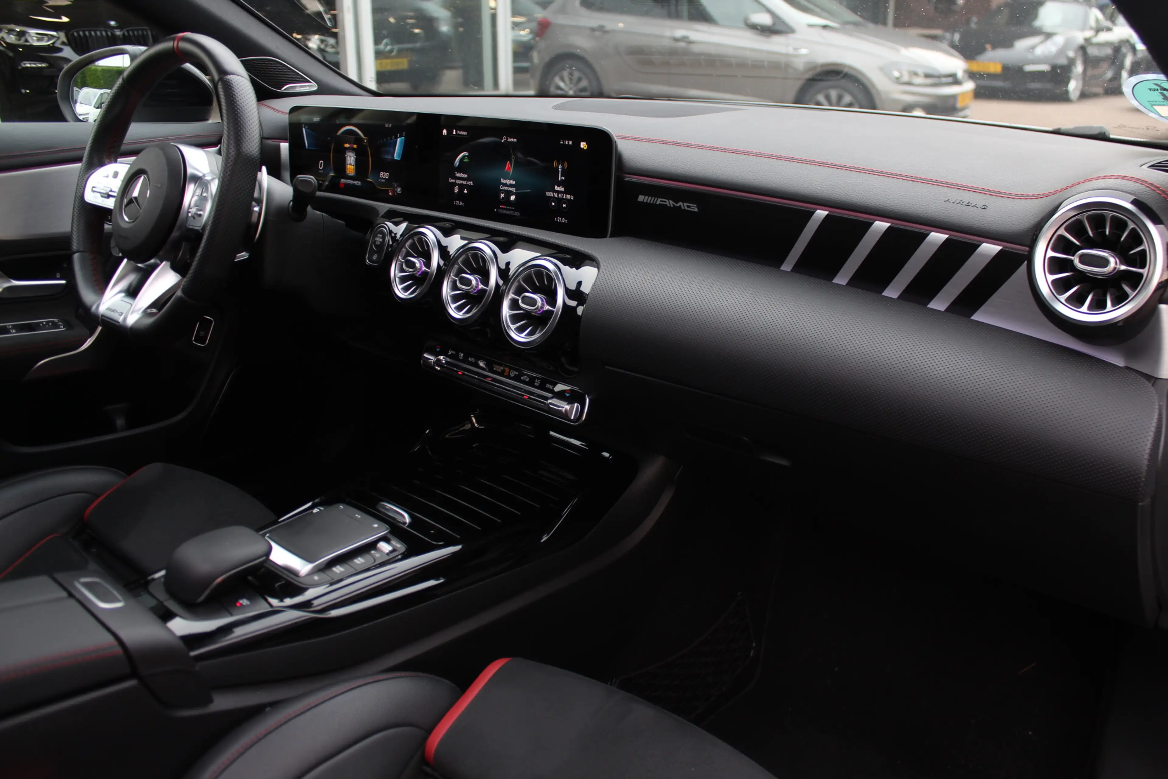 Mercedes-Benz CLA 45 AMG Shooting Brake S 4MATIC+ Premium Plus 52.438 km! / — photo 13