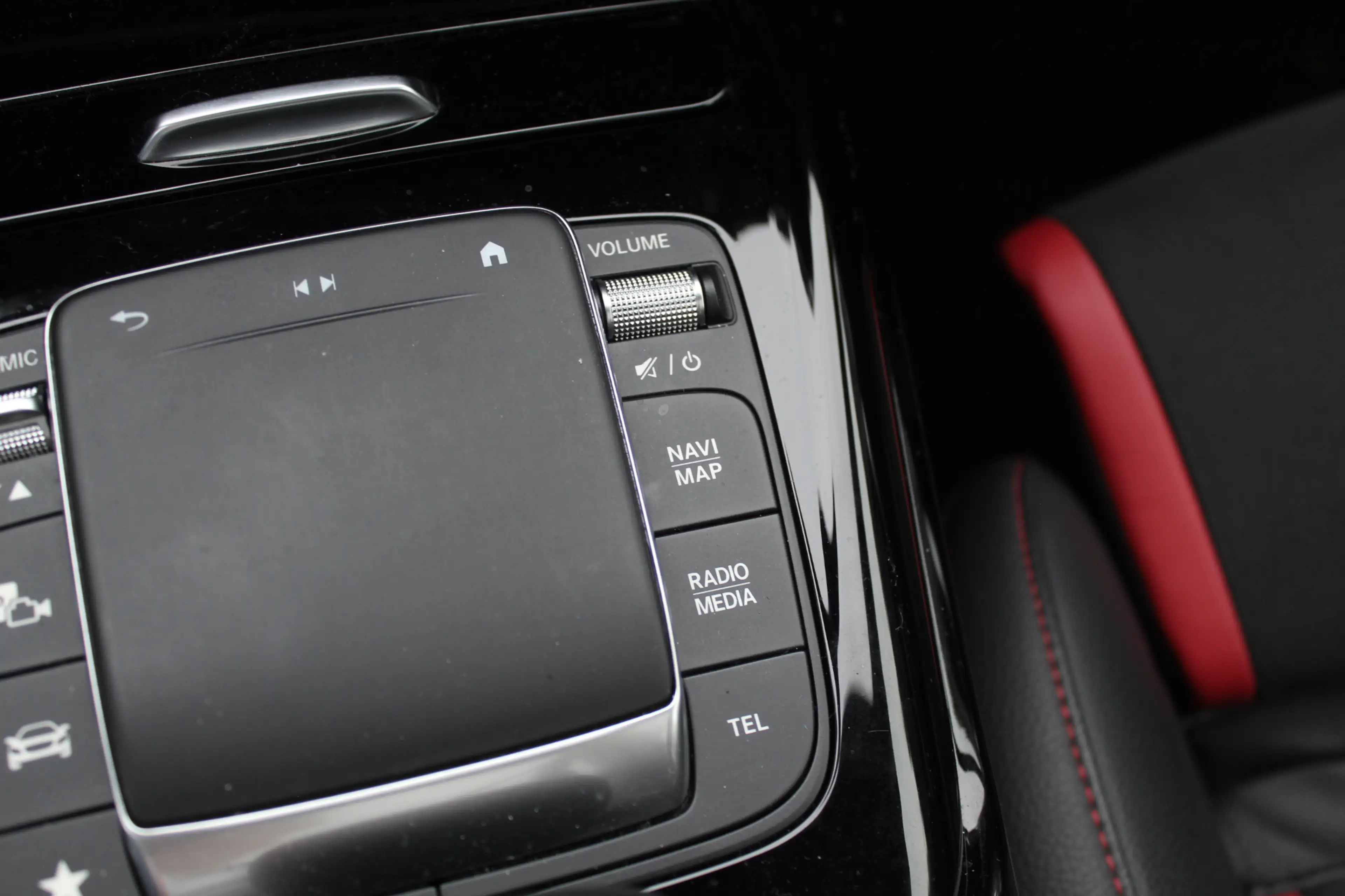 Mercedes-Benz CLA 45 AMG Shooting Brake S 4MATIC+ Premium Plus 52.438 km! / — photo 29