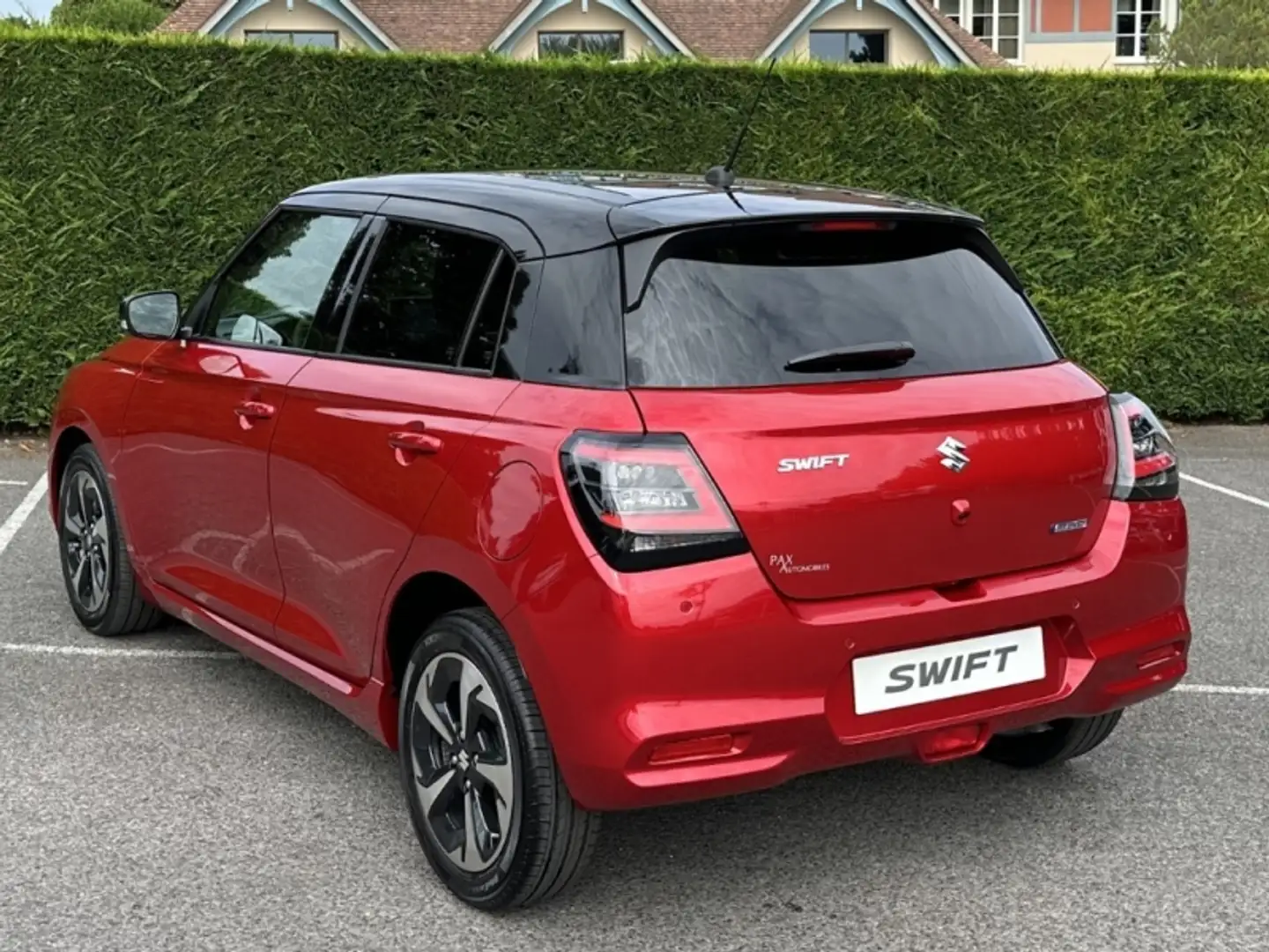 Suzuki Swift 1.2 Hybrid 83ch Pack Auto Black - 2