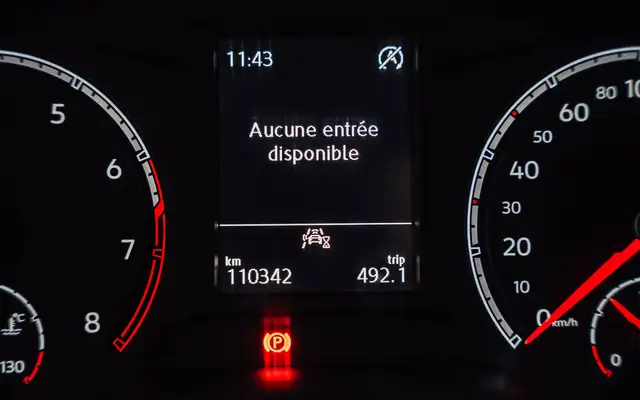 Volkswagen T-Roc view 18