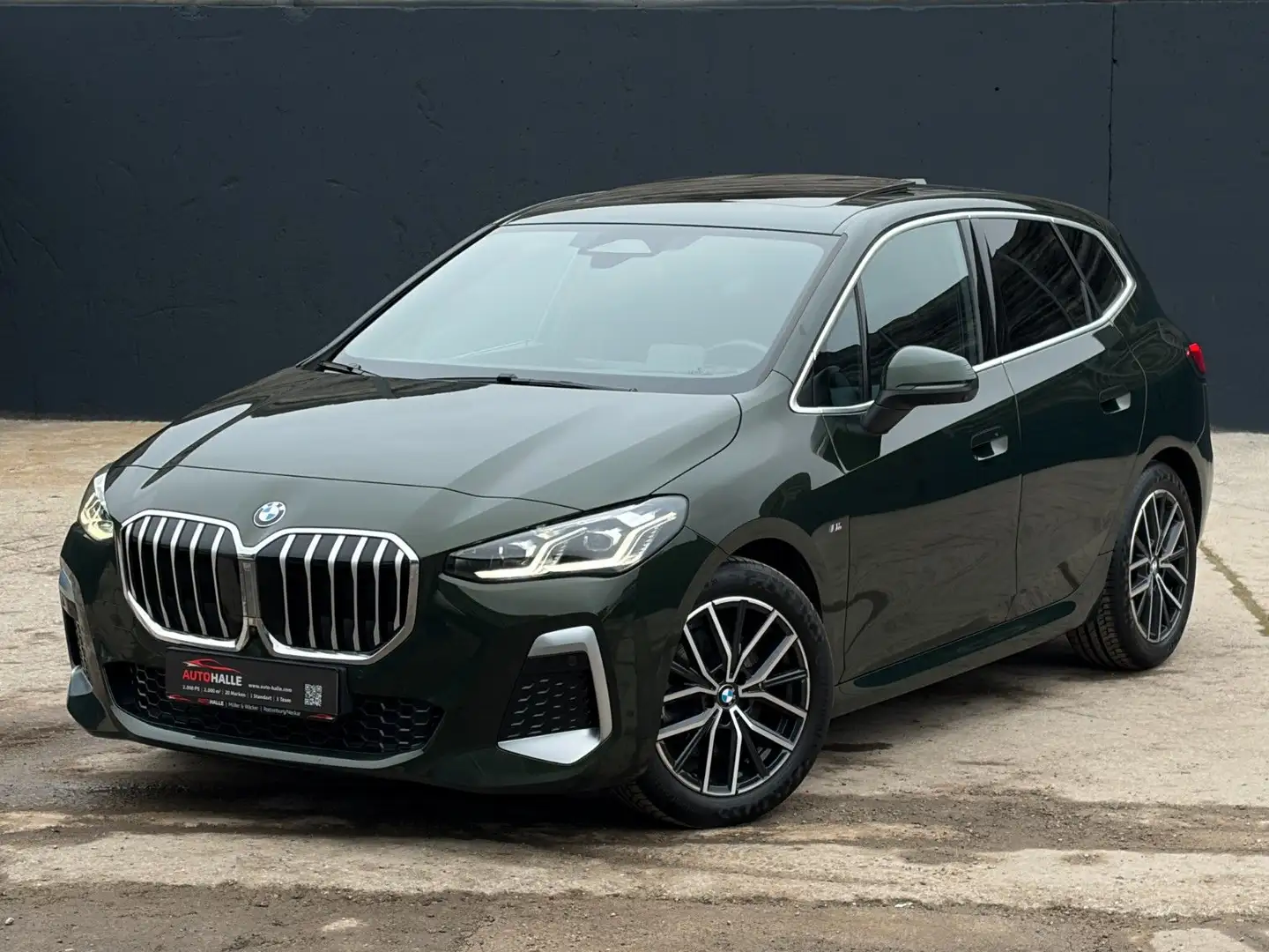 BMW 223i Active Tourer M Sport Pano Massage H&K AHK Vert - 1