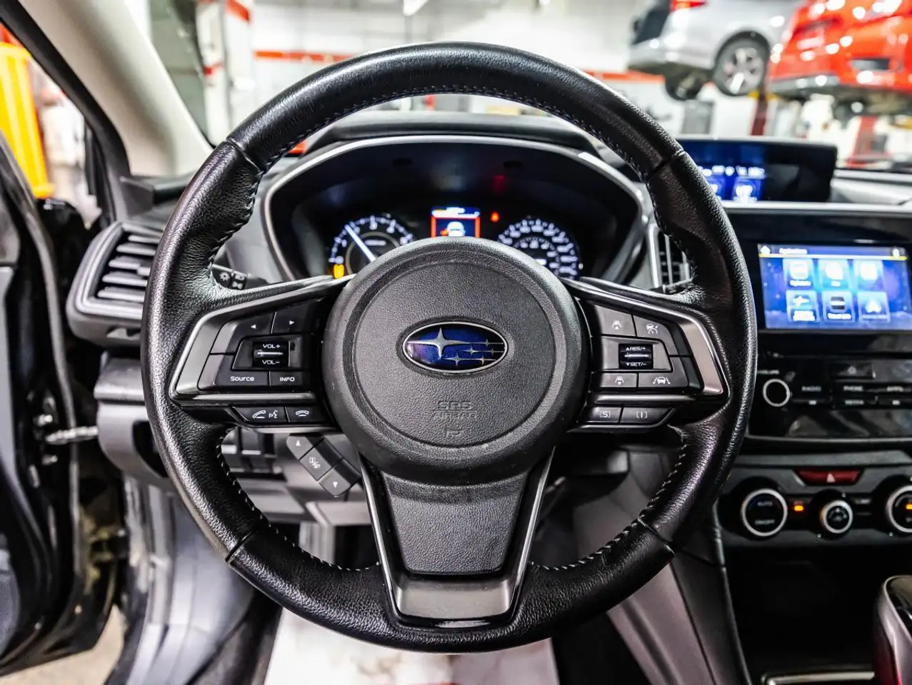 Subaru Impreza снимка Subaru Impreza