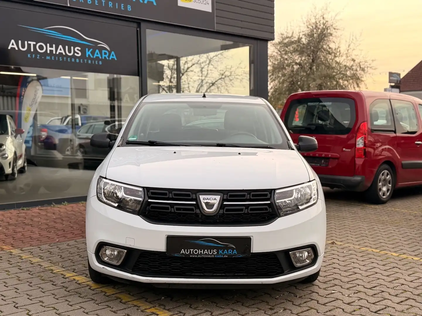 Dacia Sandero II Essential Weiß - 2