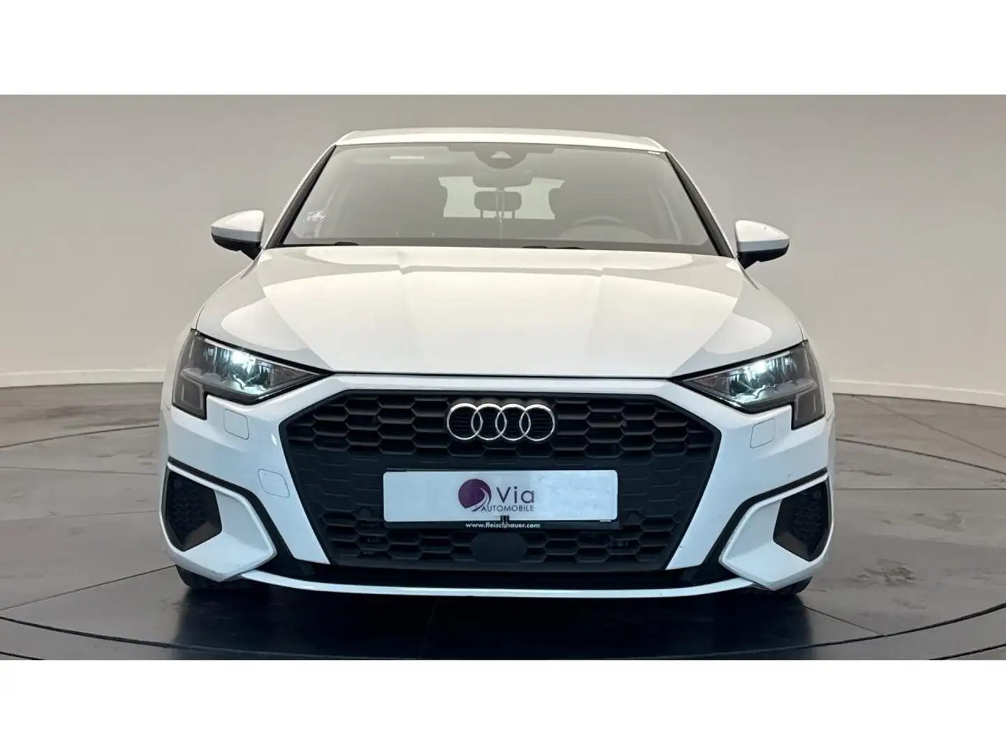 Audi A3 Sportback 1.4 40 TFSI e - 204 - BV S-Tronic 6  8Y  Blanc - 2