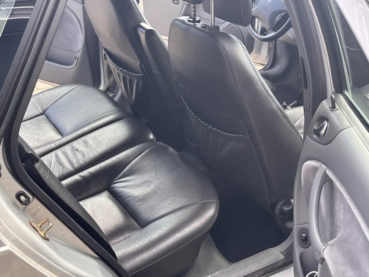Saab 9-3 2.0t SE, foto 8