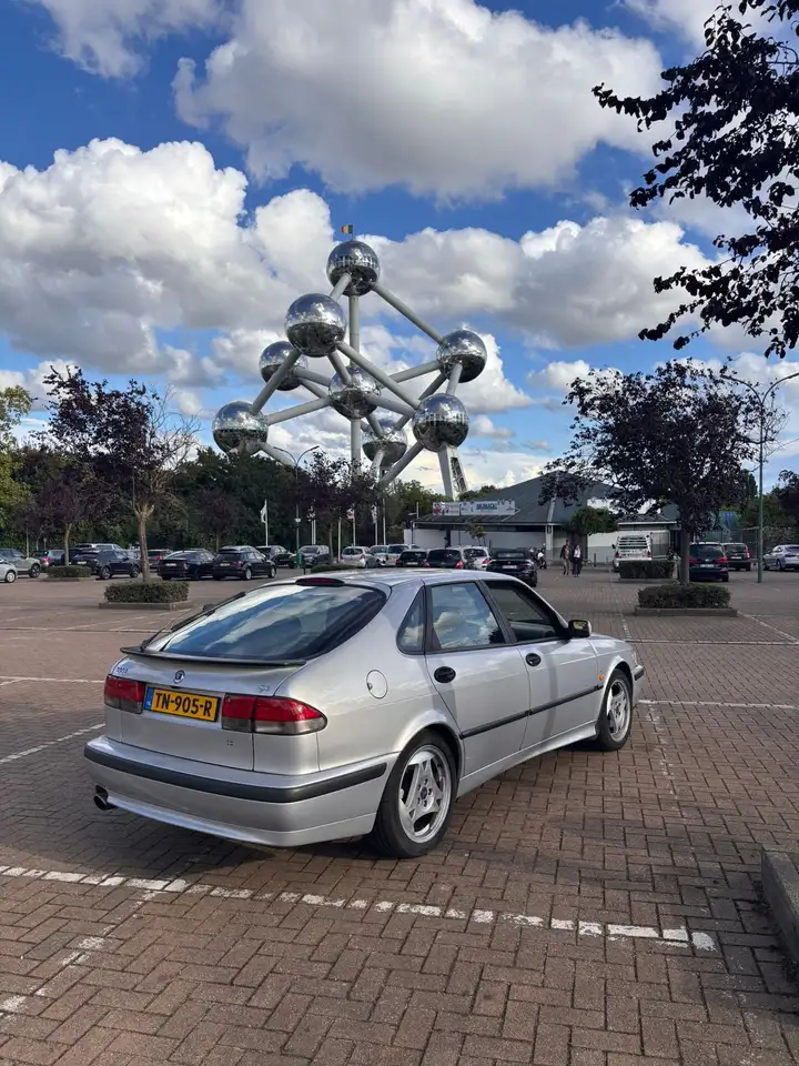 Saab 9-3 2.0t SE, foto 2
