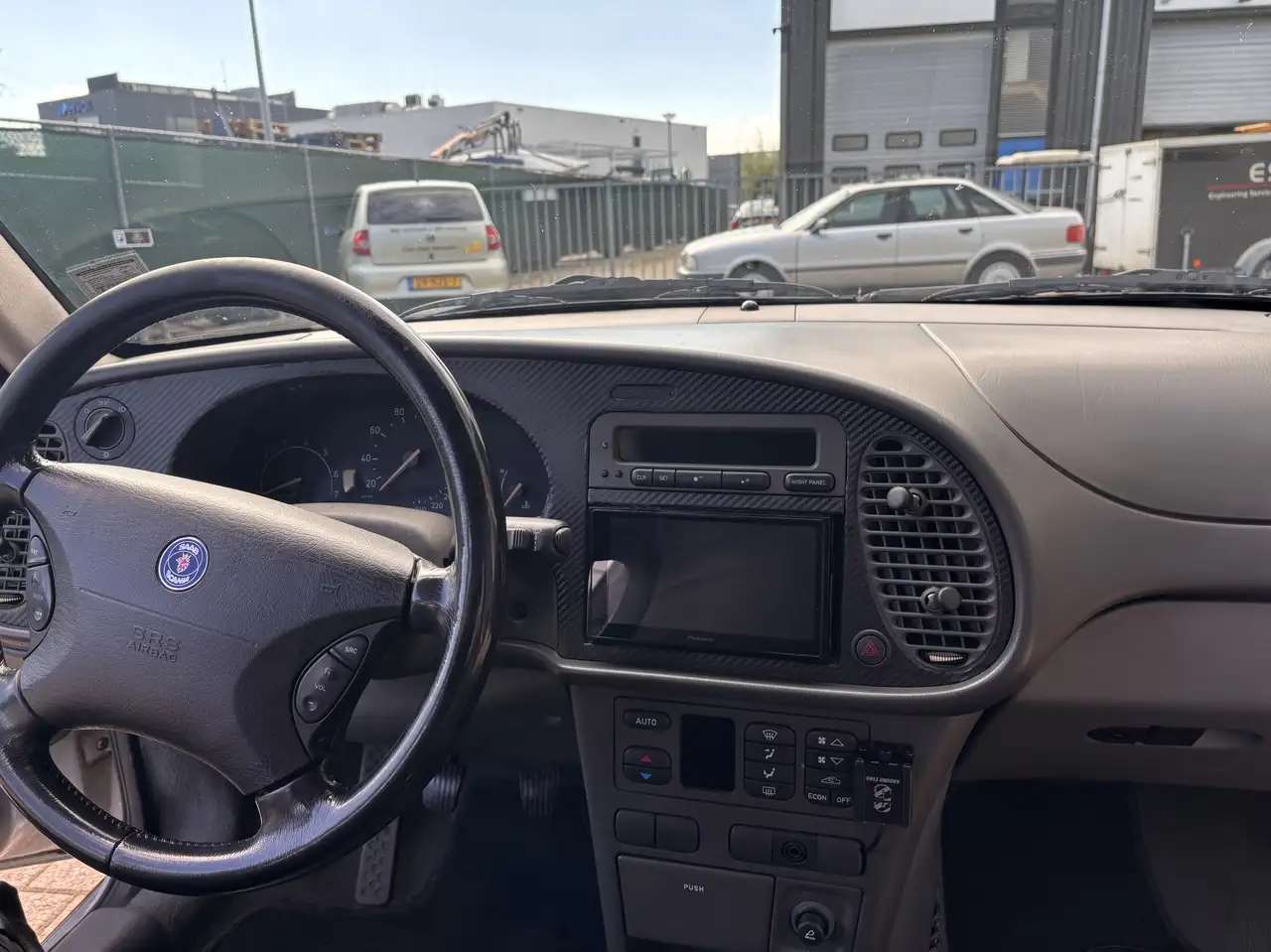 Saab 9-3 2.0t SE, foto 10