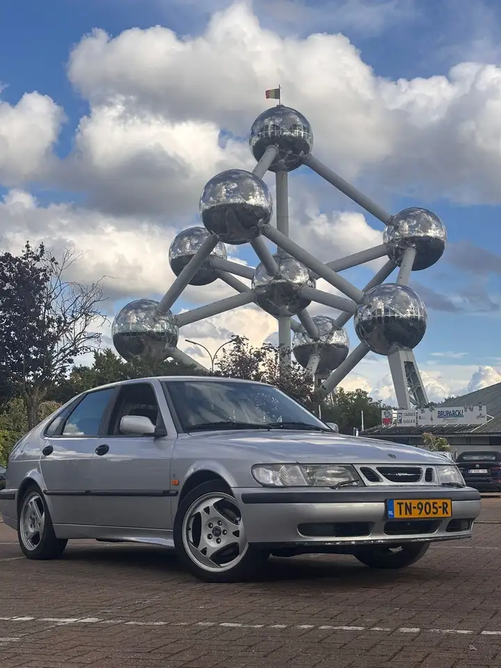 Saab 9-3 2.0t SE, foto 1