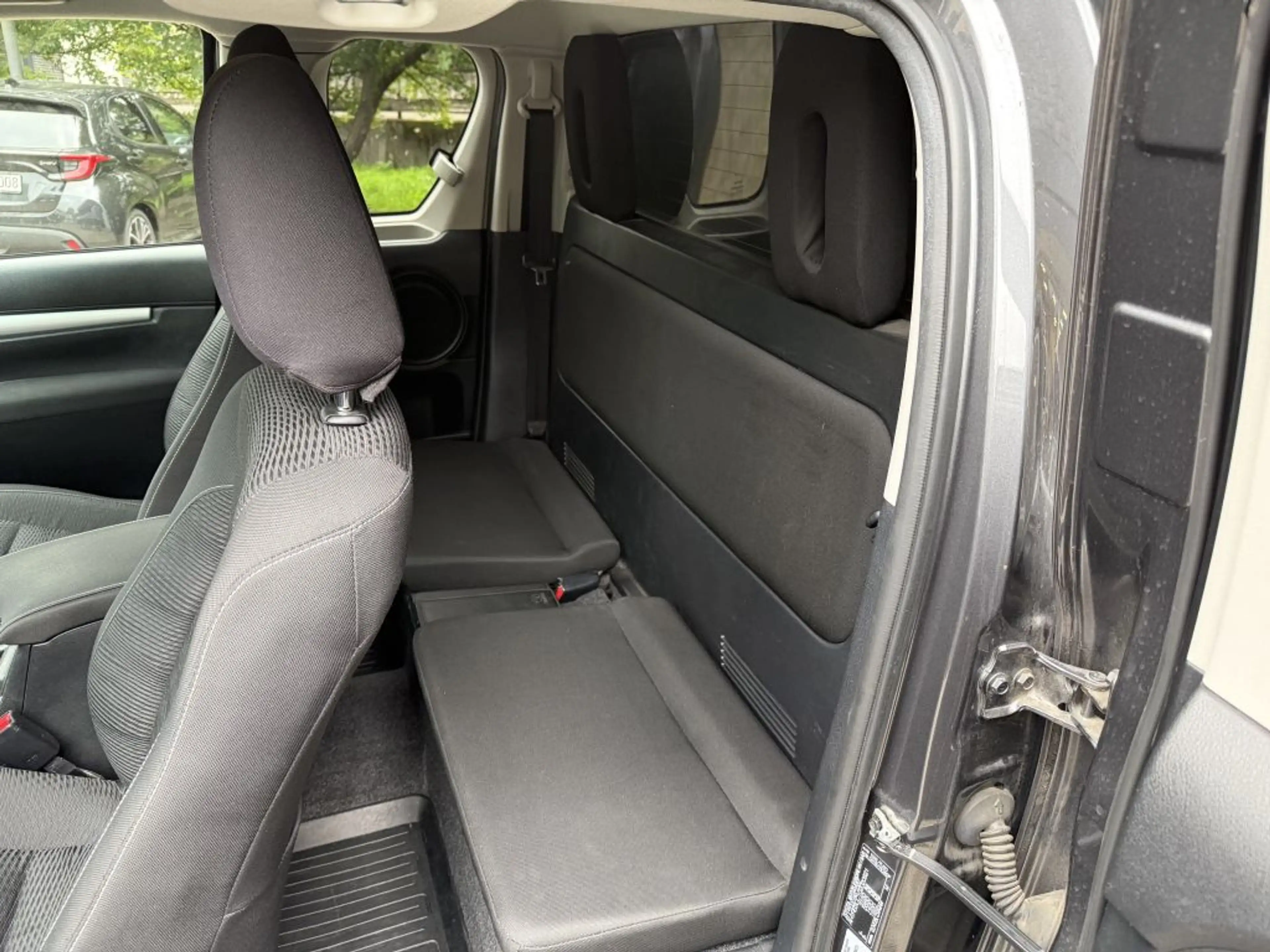 Toyota Hilux 4x4 Extra Cab Comfort *Hardtop*AHK* — photo 10