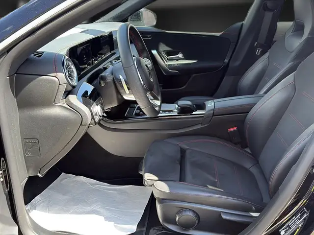 Mercedes-Benz CLA view 14