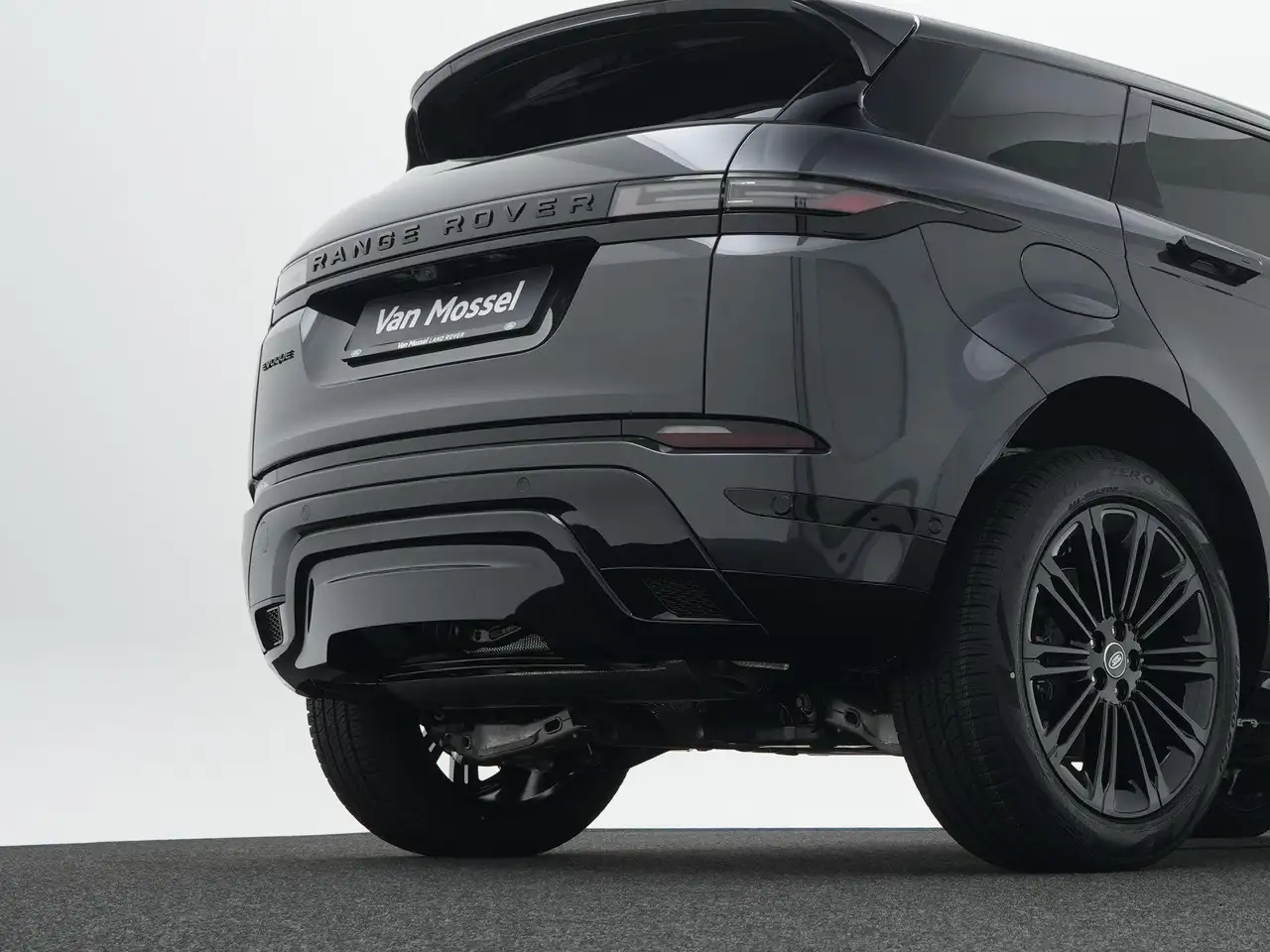 Land Rover Range Rover Evoque 2026 — фото 12