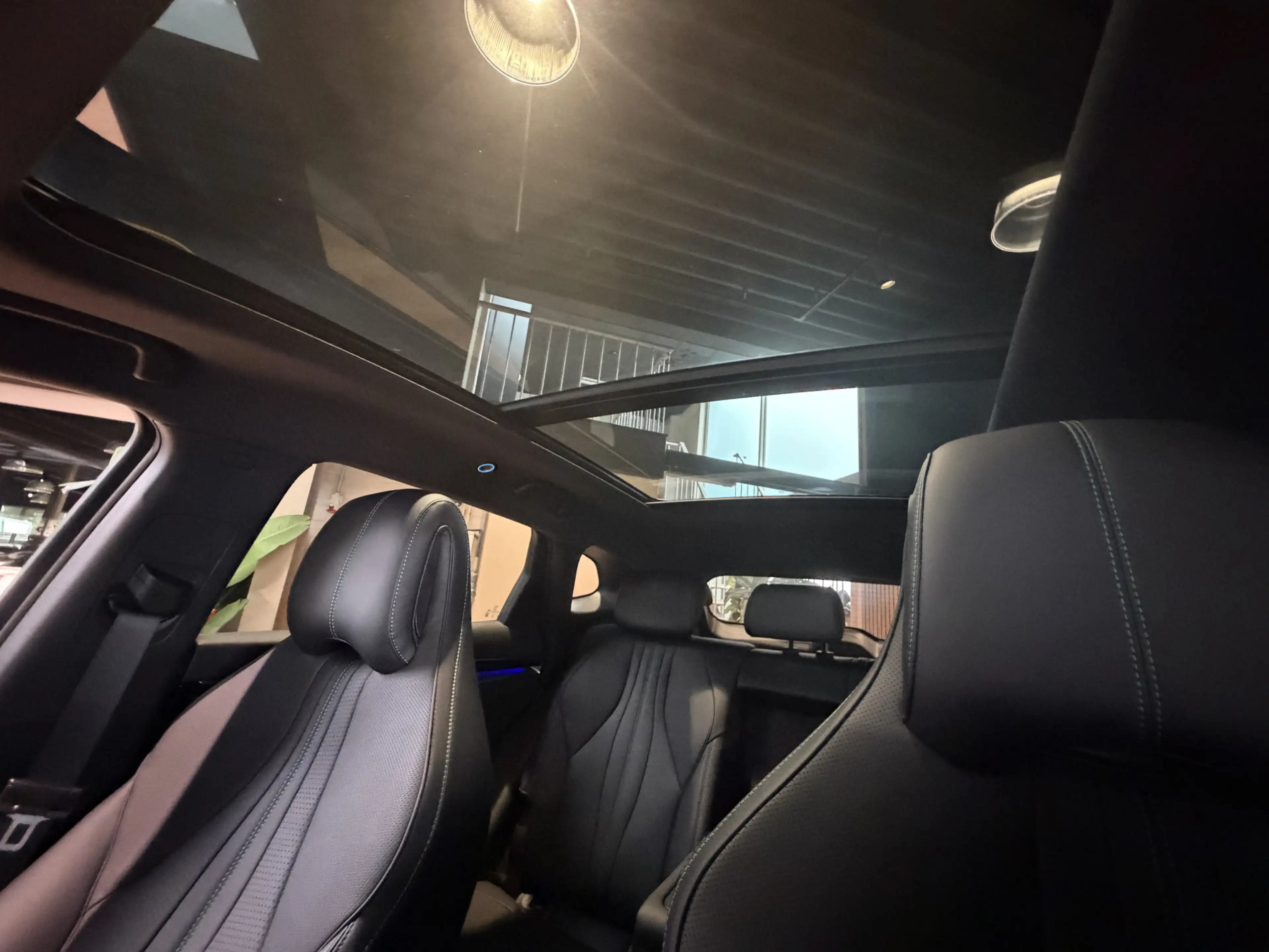 BYD Seal U 1.5 T DM-i AWD Design BLACK EDITION | 324pk | pano — photo 32
