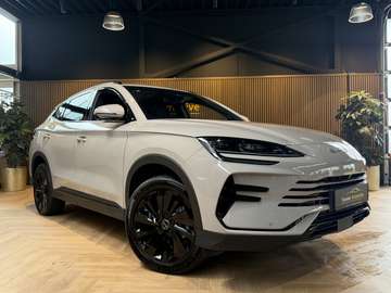 1.5 T DM-i AWD Design BLACK EDITION | 324pk | pano