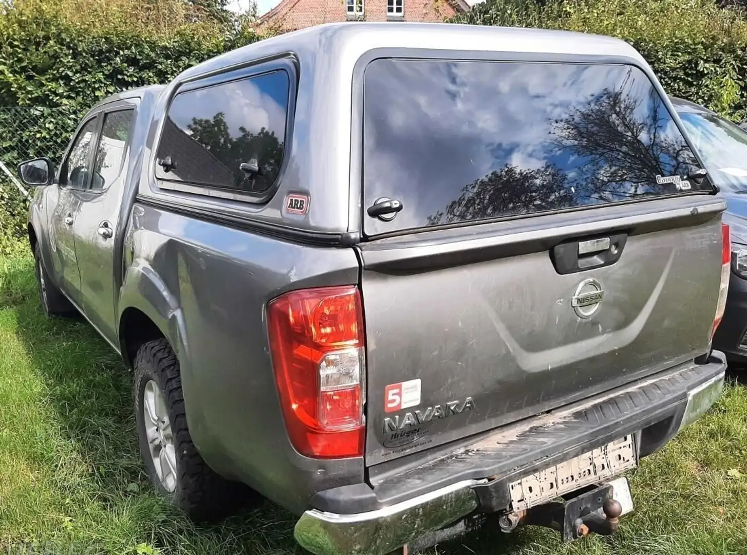 Nissan Navara NP300 Acenta Double Cab 4x4 / 1. Hand Серый - 2