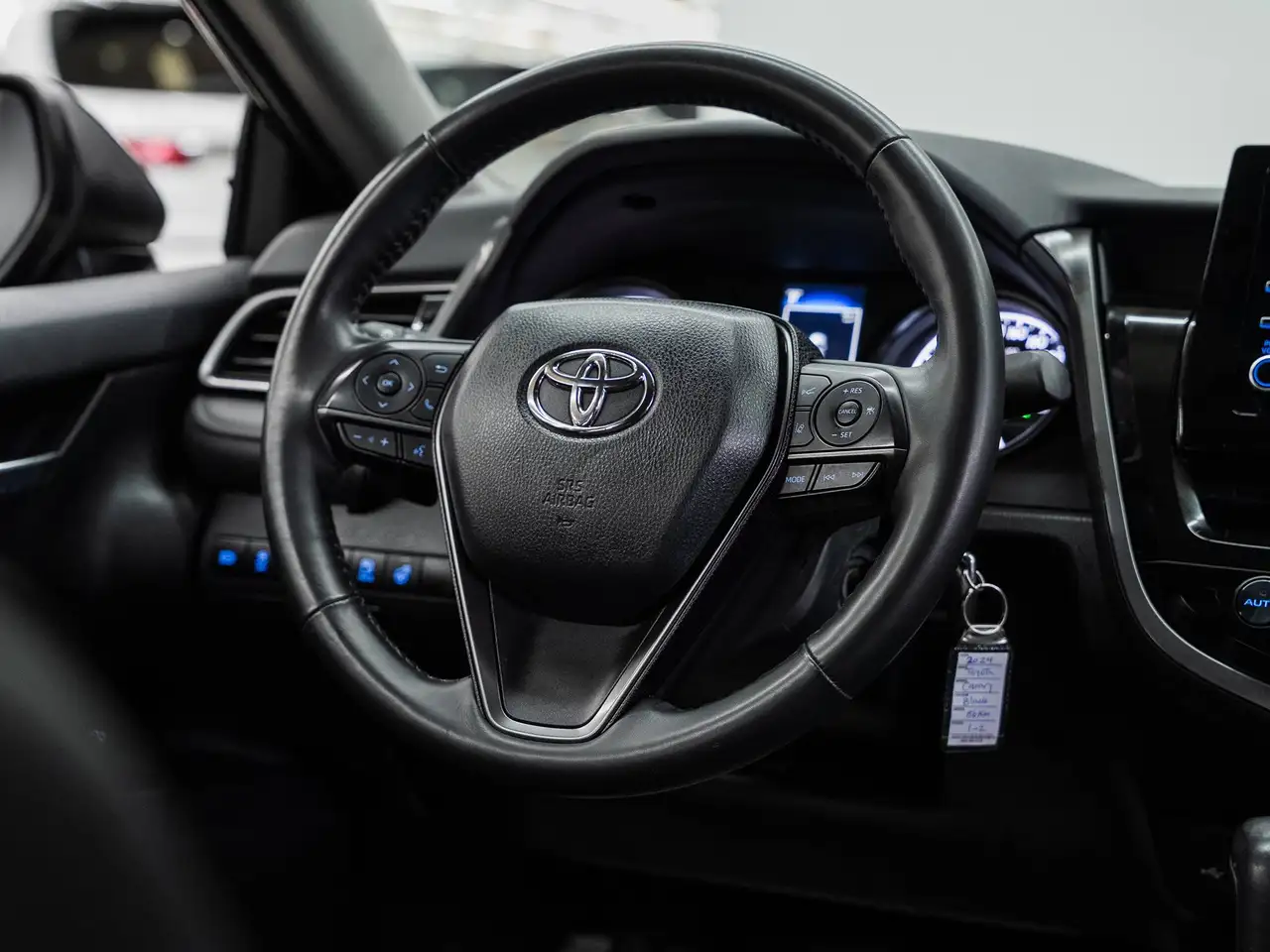 Toyota Camry снимка Toyota Camry